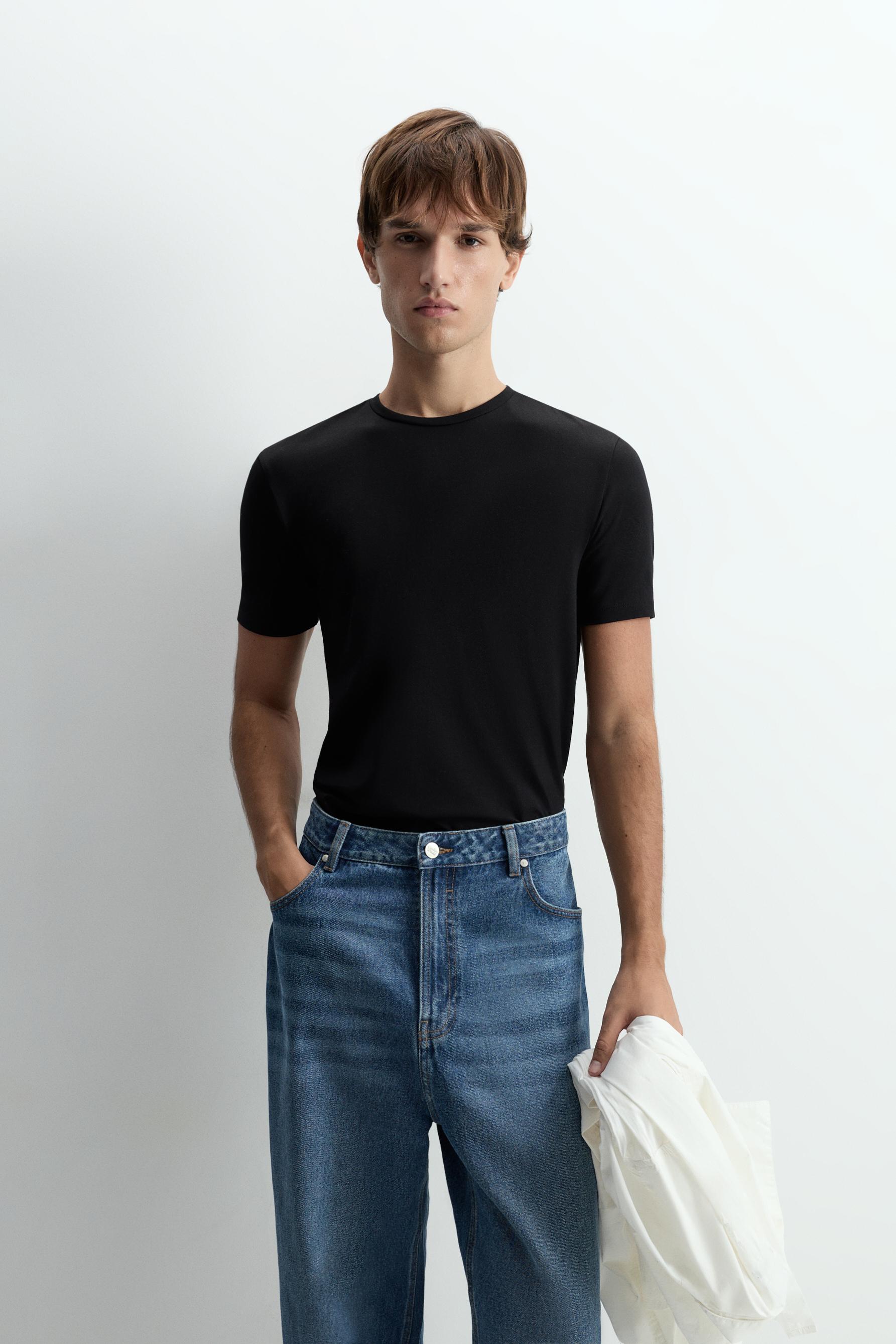 Soft slim fit T-shirt — BLACK
