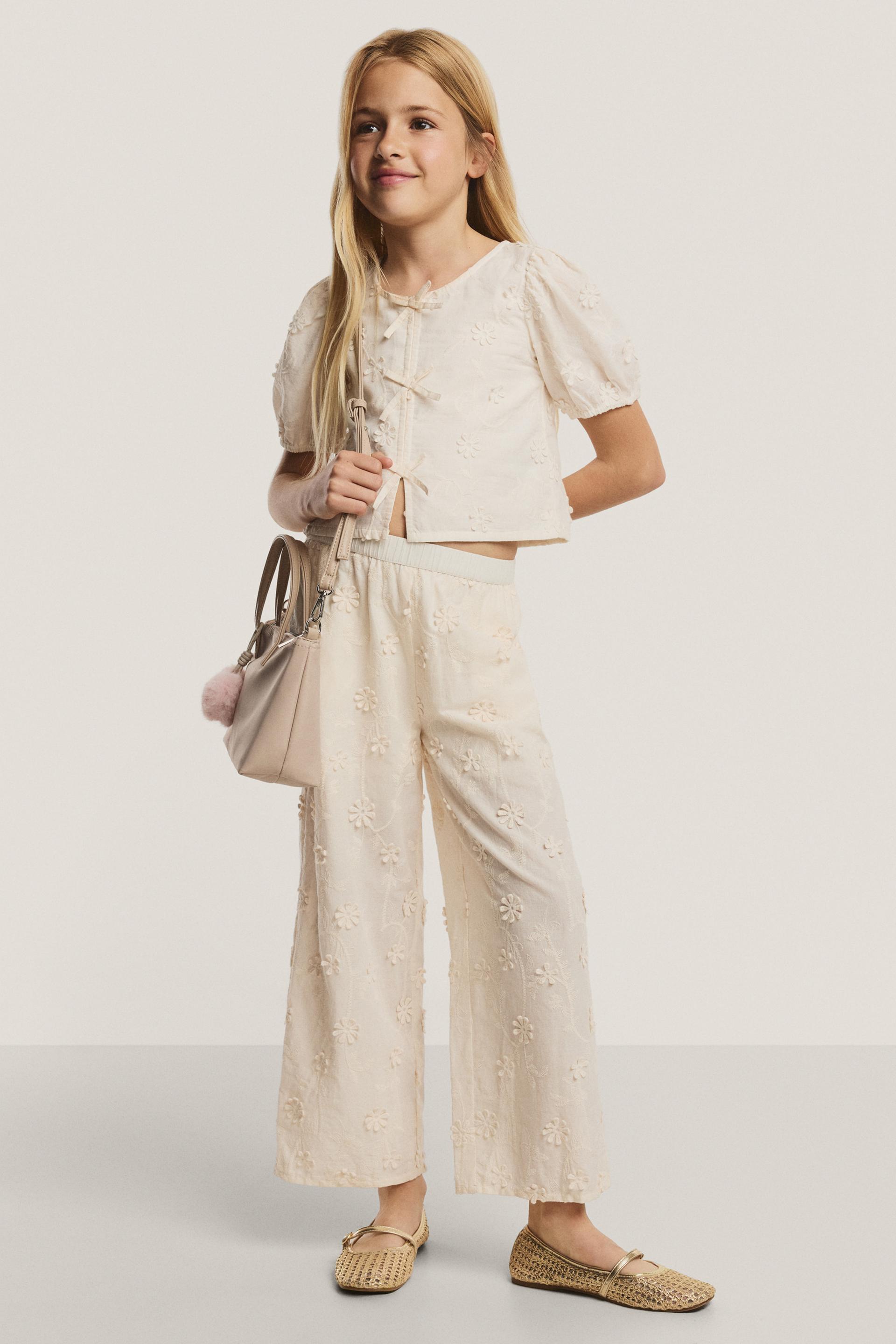 Blusa bordados relieve