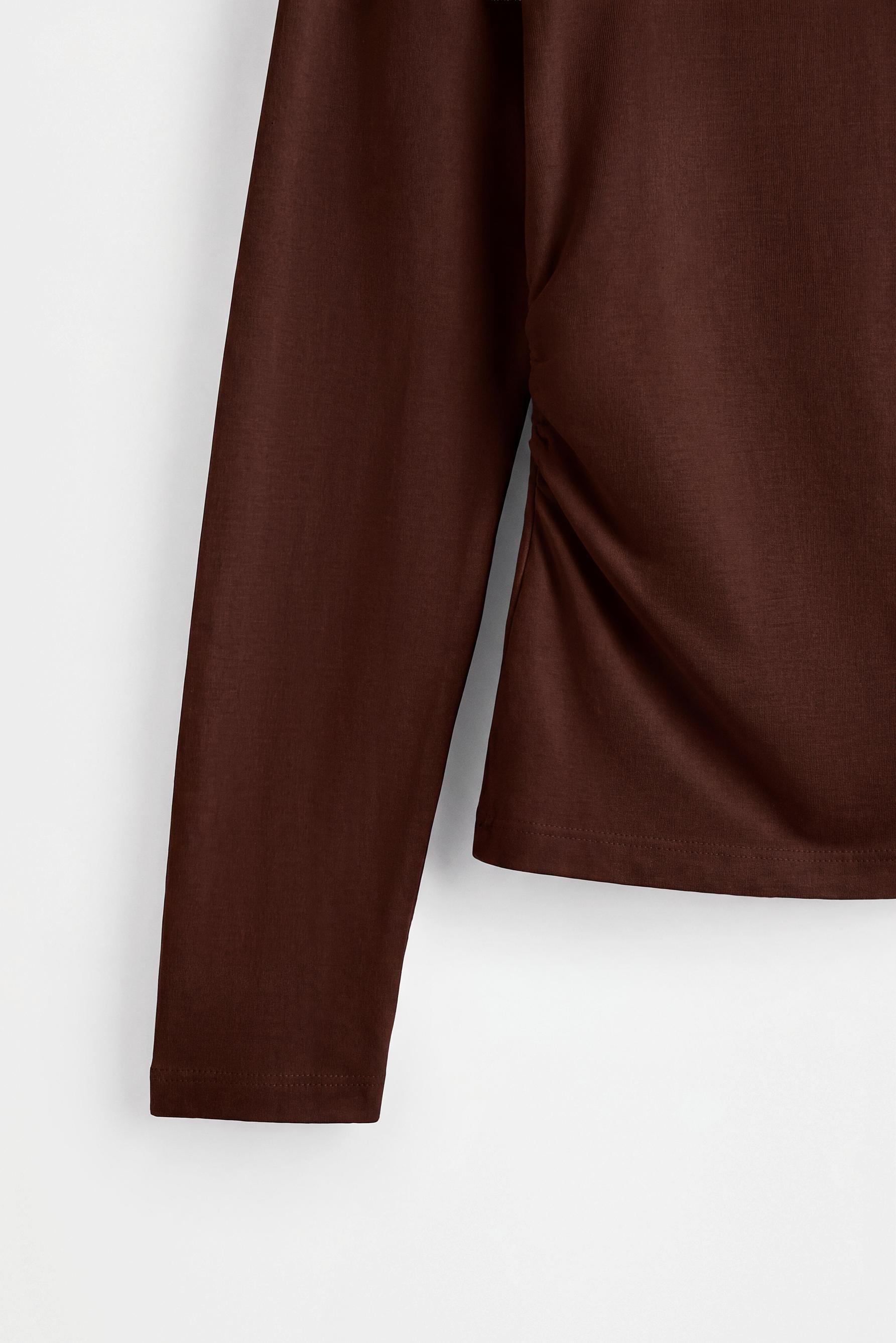 Ruched T-shirt — CHOCOLATE