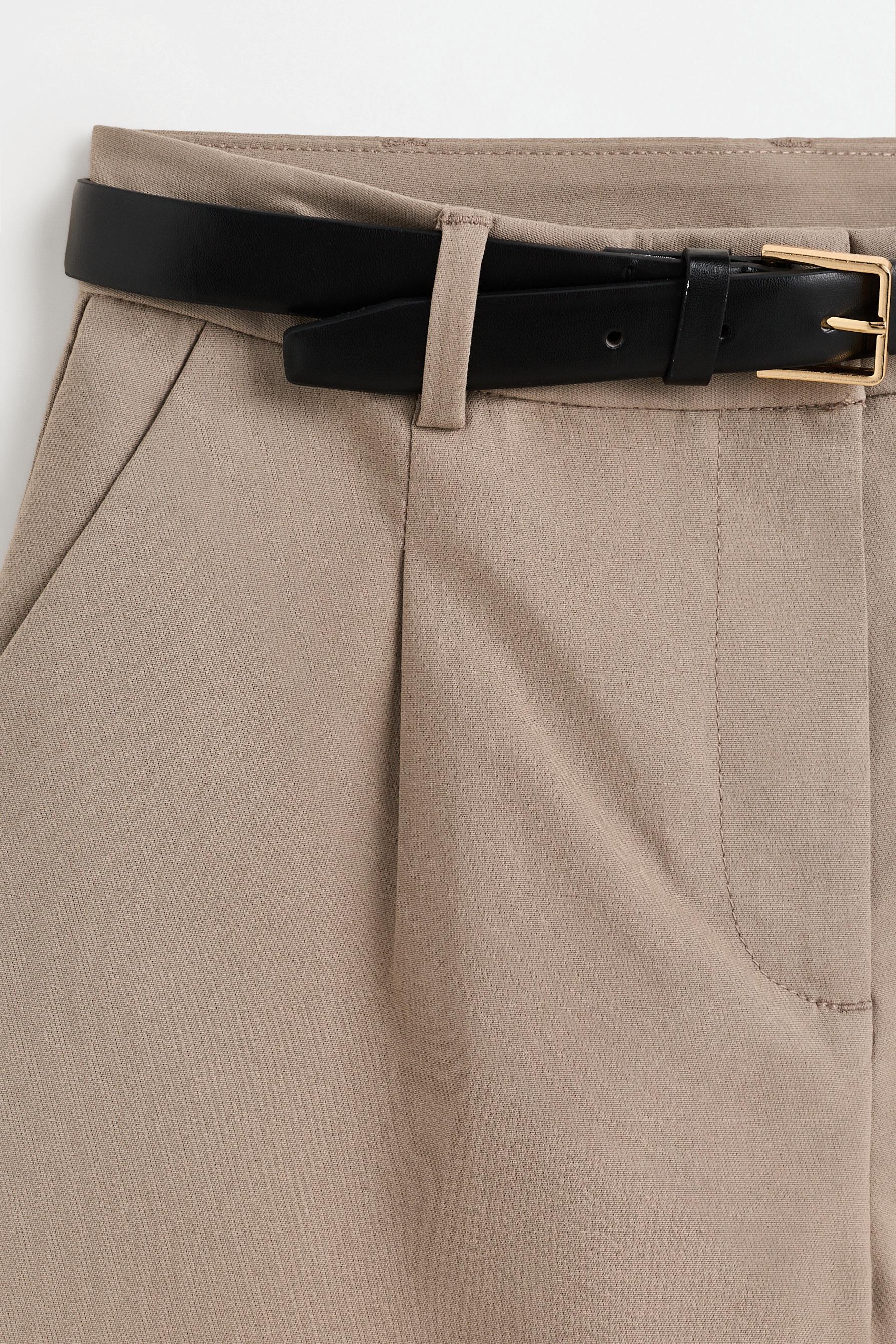 Darted shorts — TAUPE BROWN