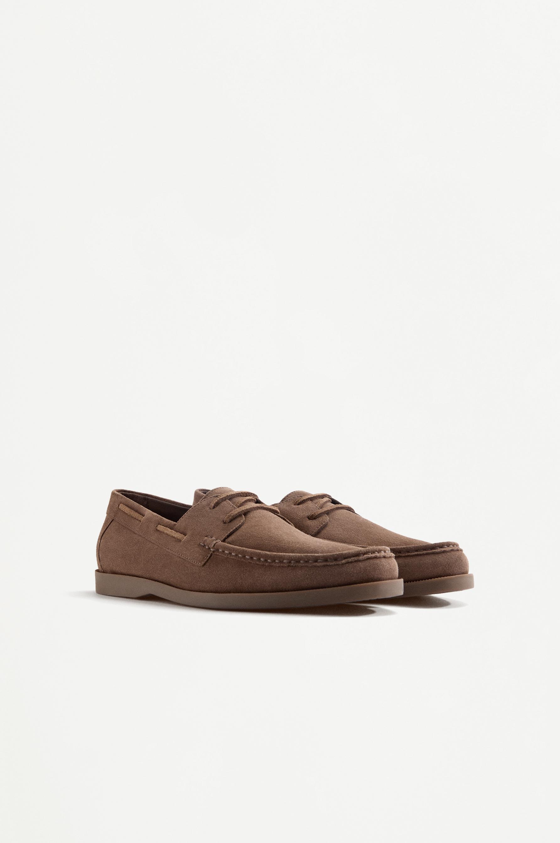 Leather boat shoes — BROWN