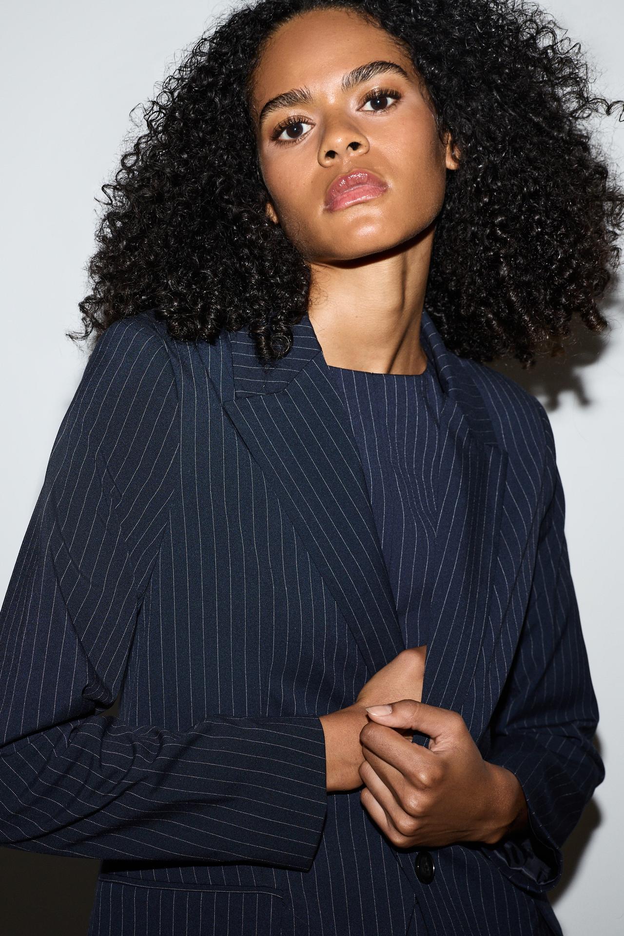 Striped blazer — NAVY