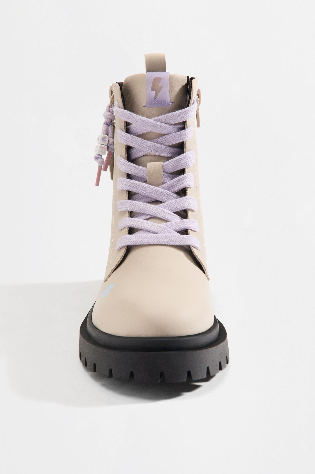 Pop track boots — WHITE
