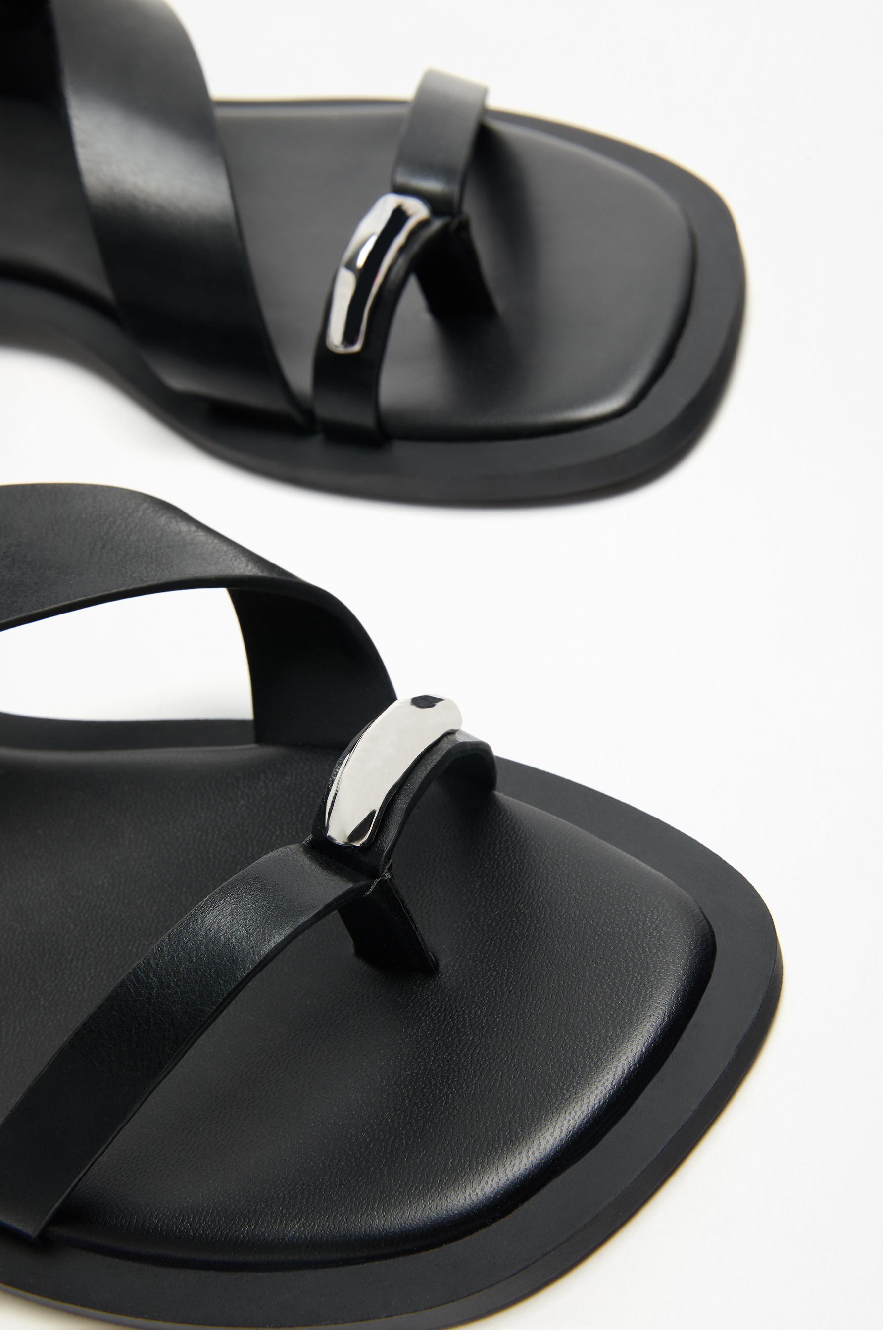 Flat slider sandals — BLACK