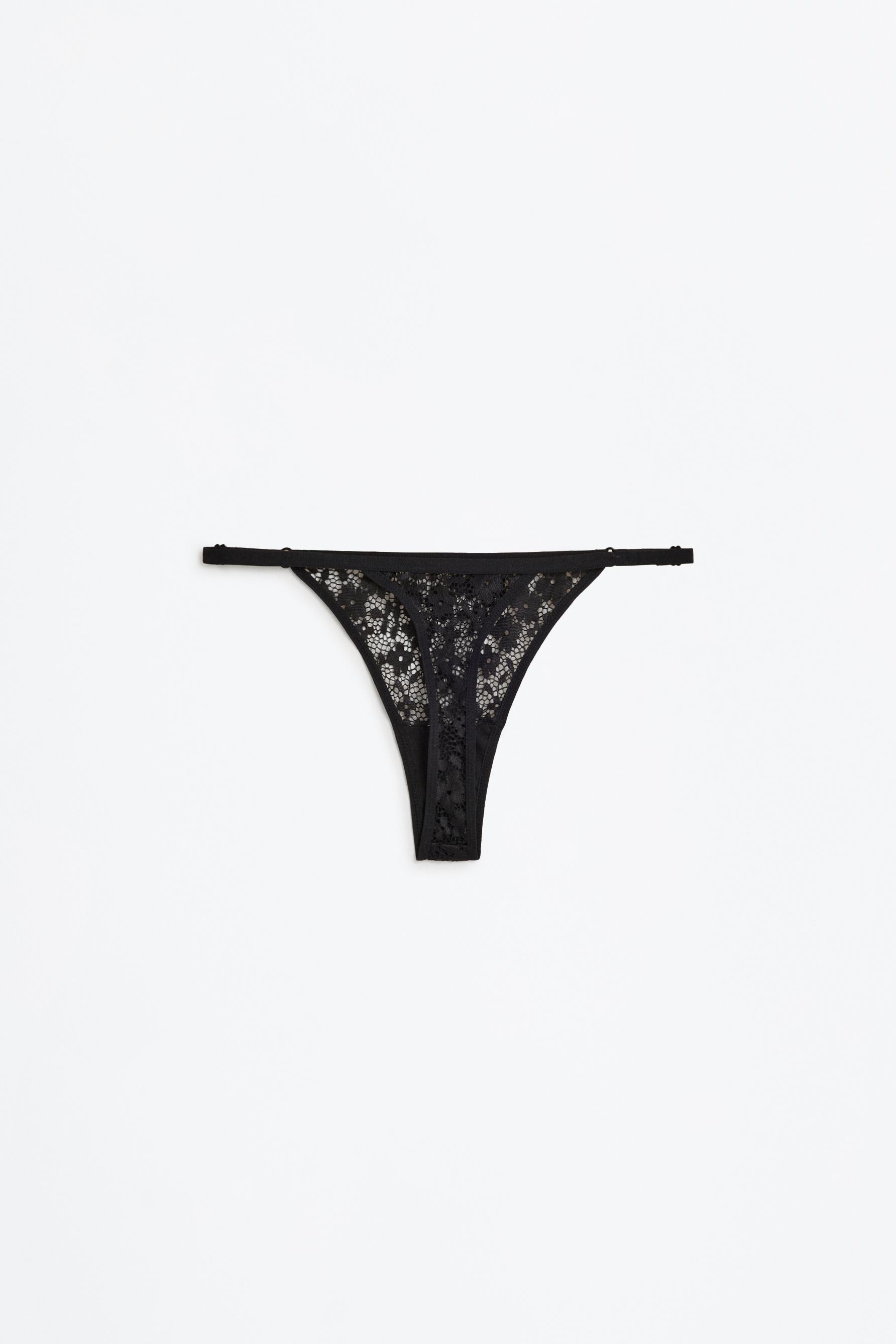 Lace thong — BLACK