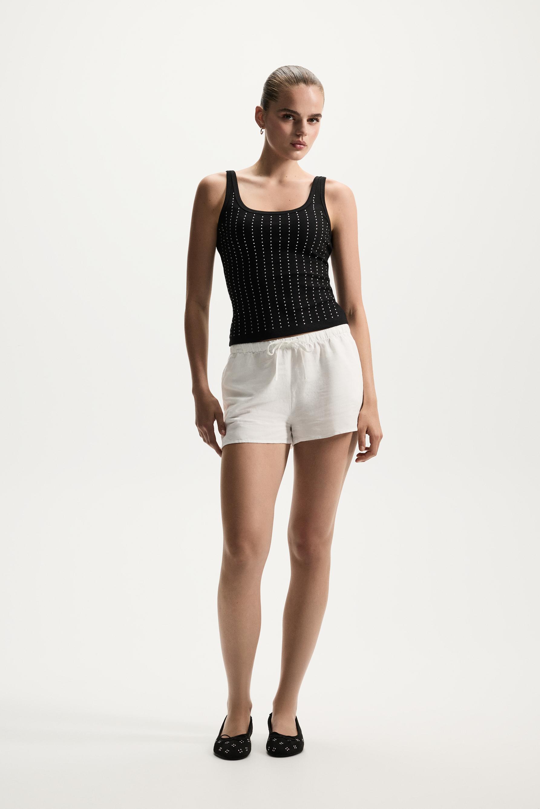 Ribbed rhinestone T-shirt — BLACK