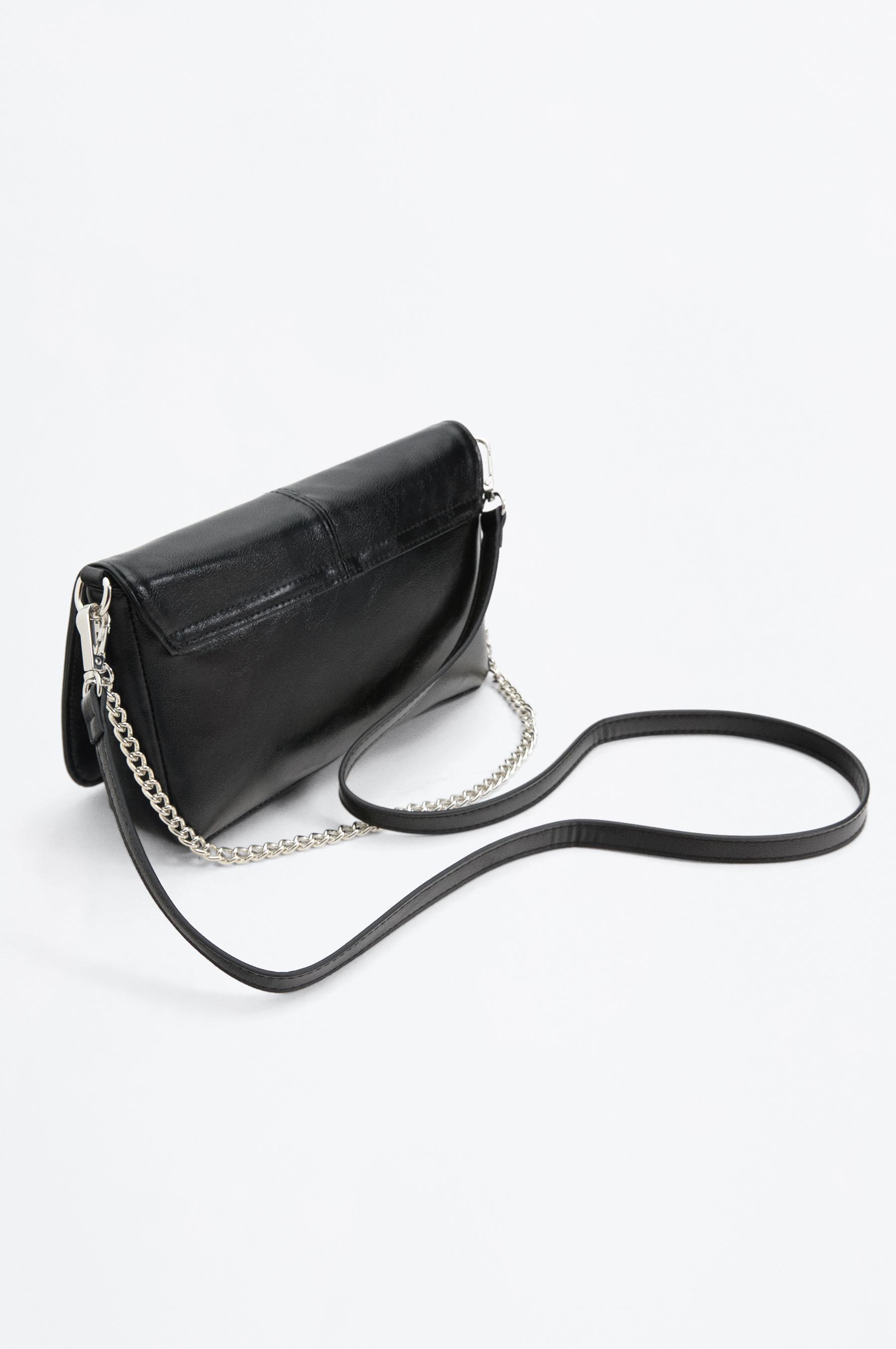Chain detail shoulder bag — BLACK