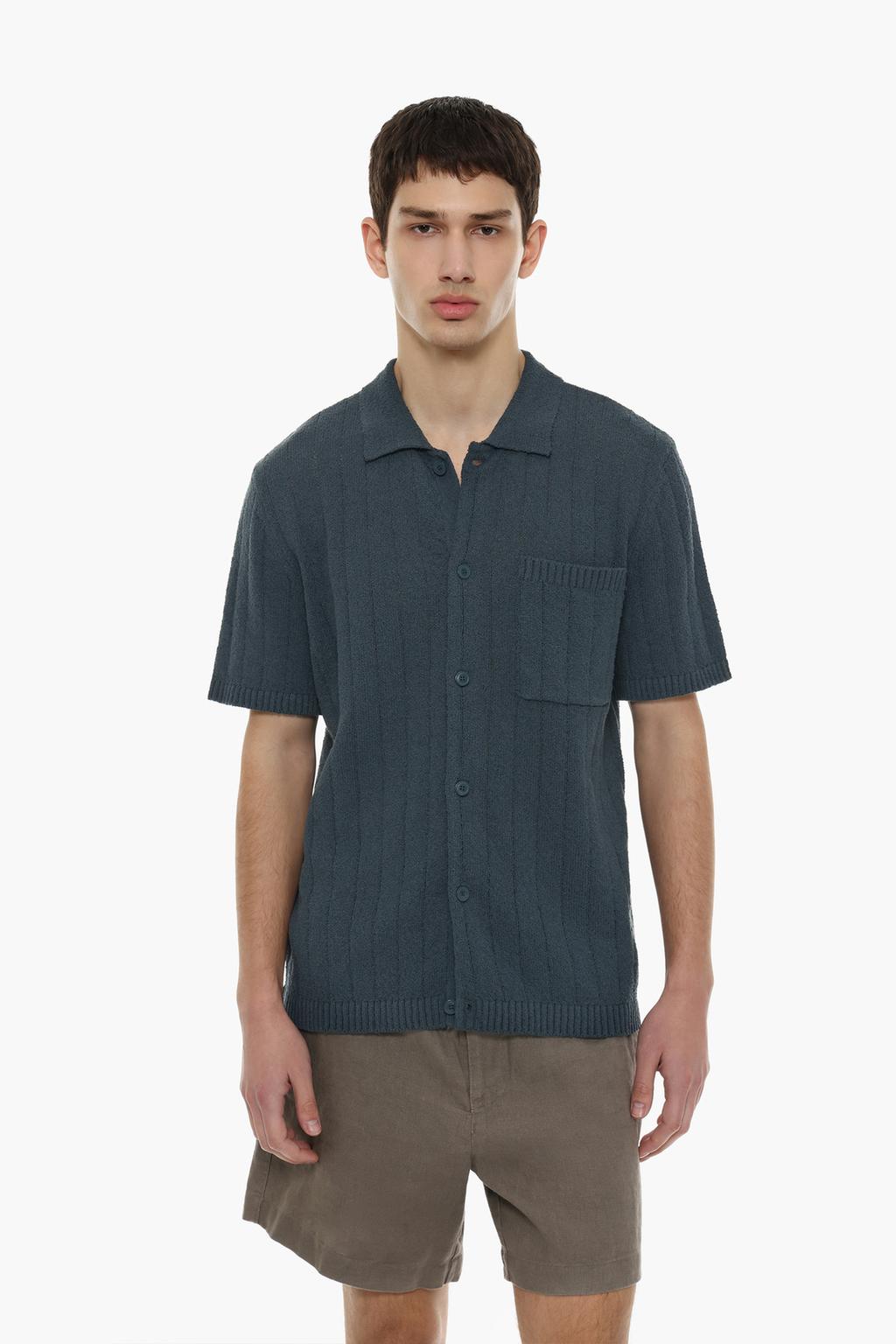 Rustic ribbed shirt