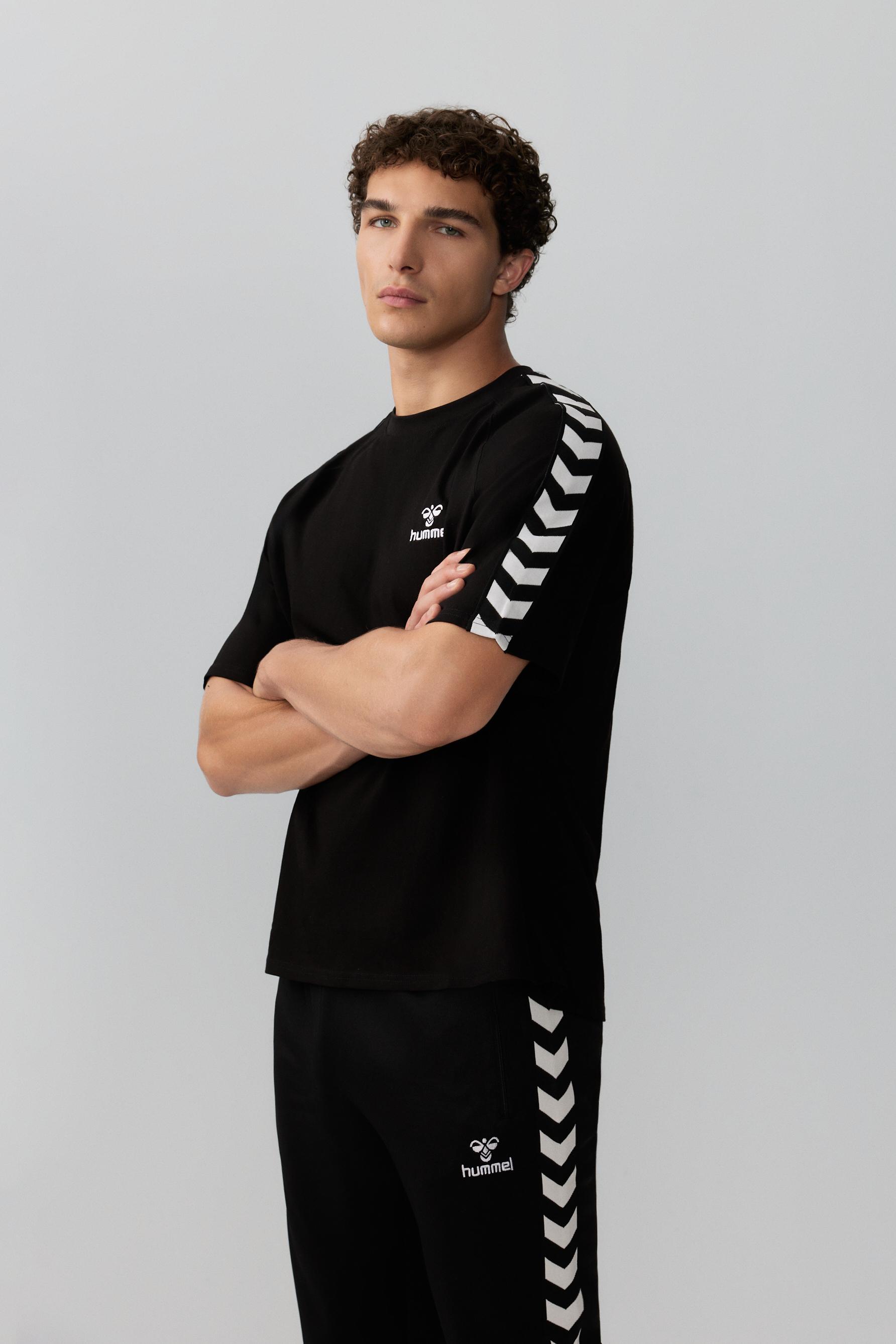 Camiseta Hummel x Lefties