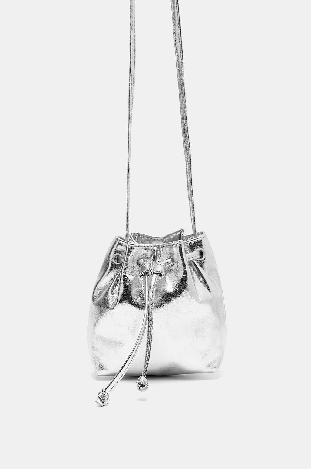 Metallic bucket bag