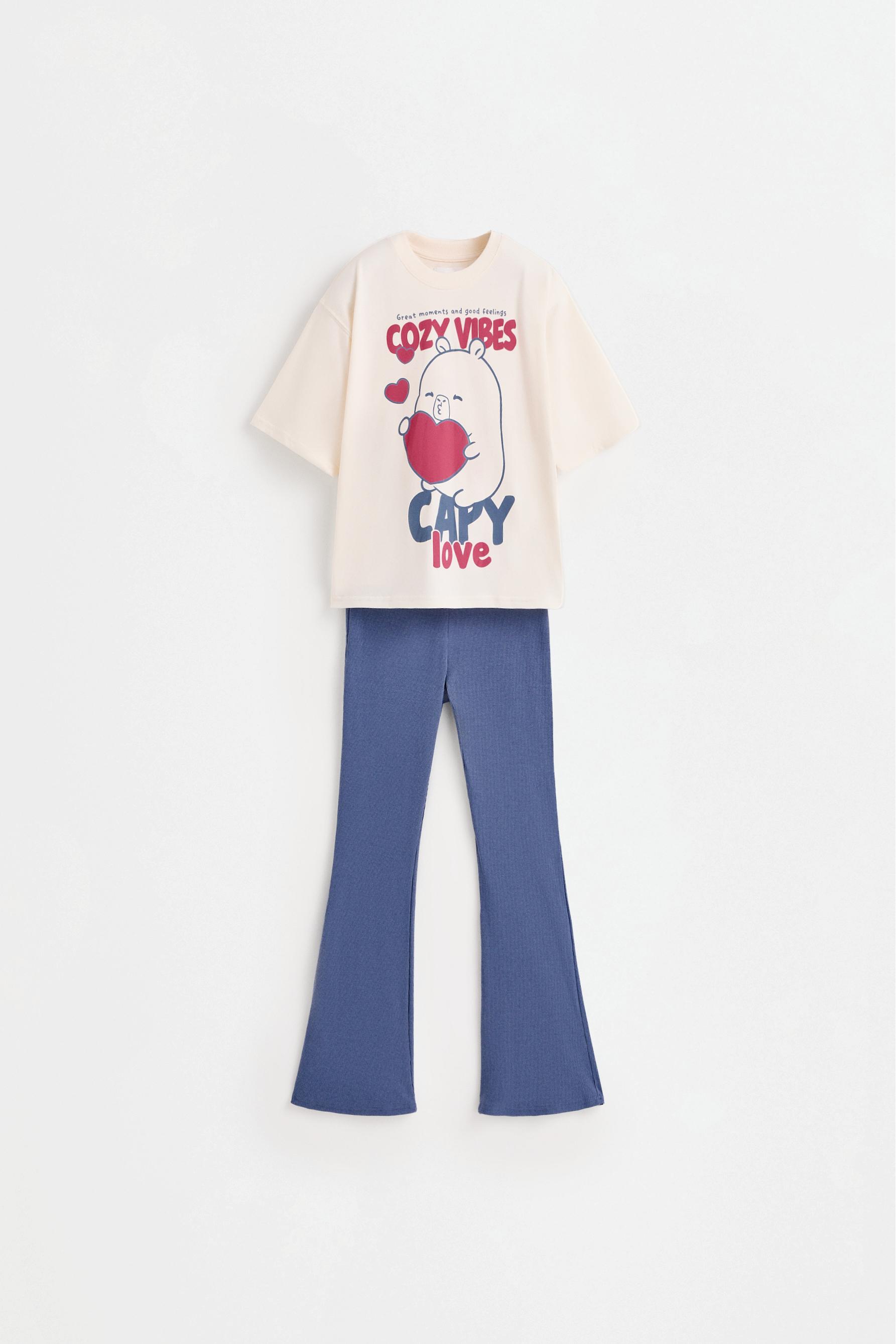 Capybara CAPYFUN© T-shirt and bell bottom leggings co-ord — OFF WHITE