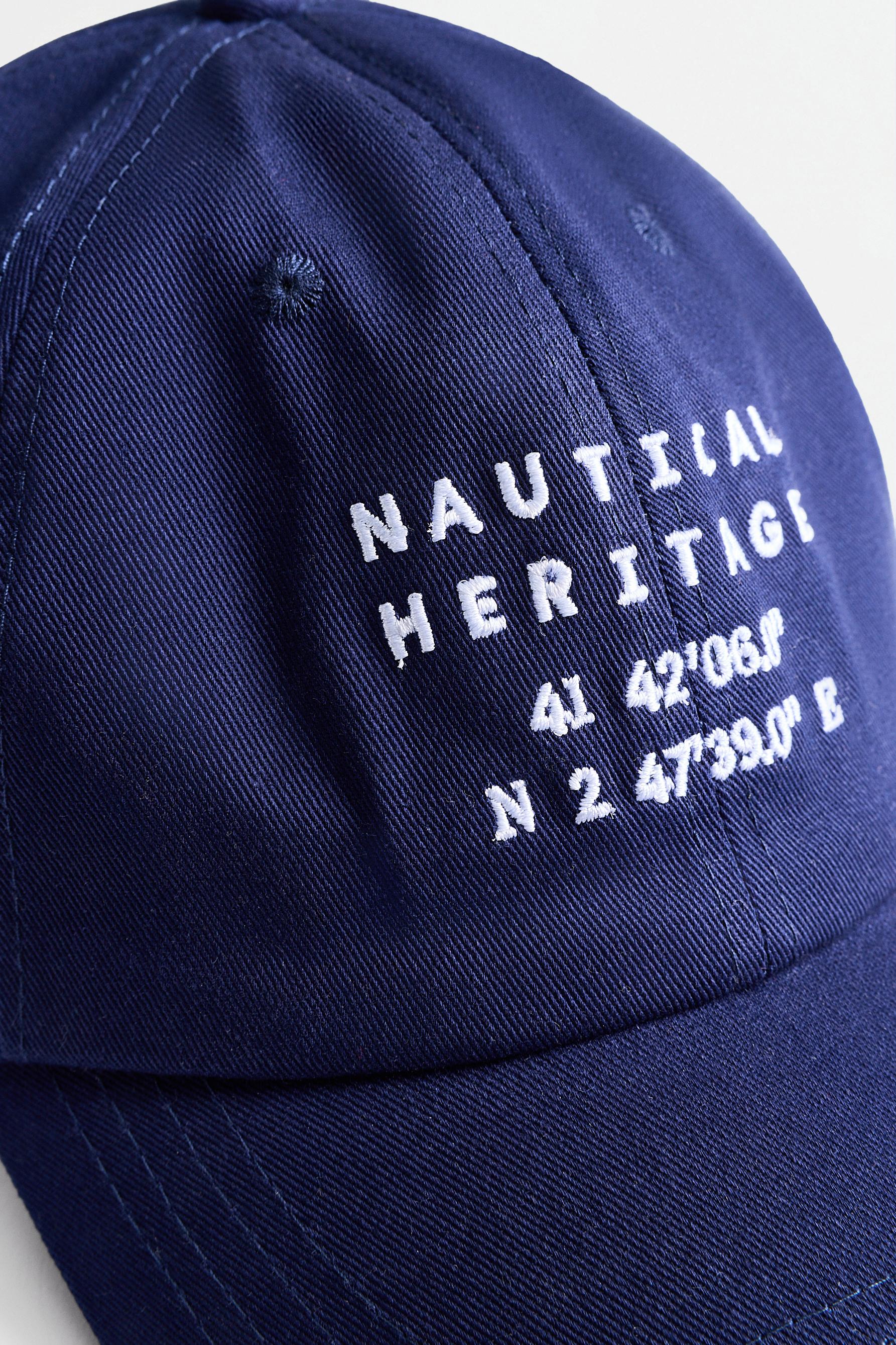 Text embroidery cap — NAVY