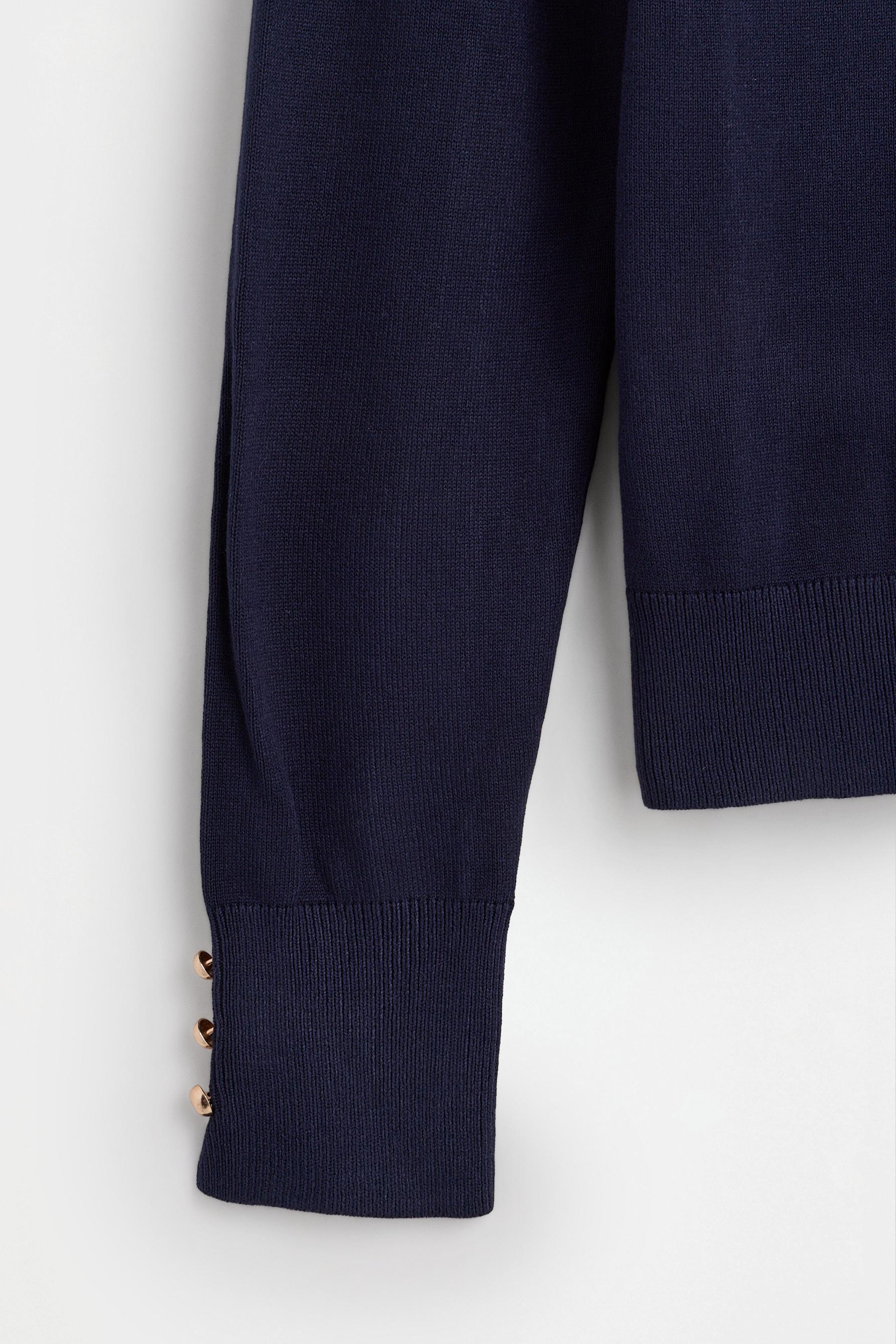 Basic gold button sweater — ELECTRIC BLUE