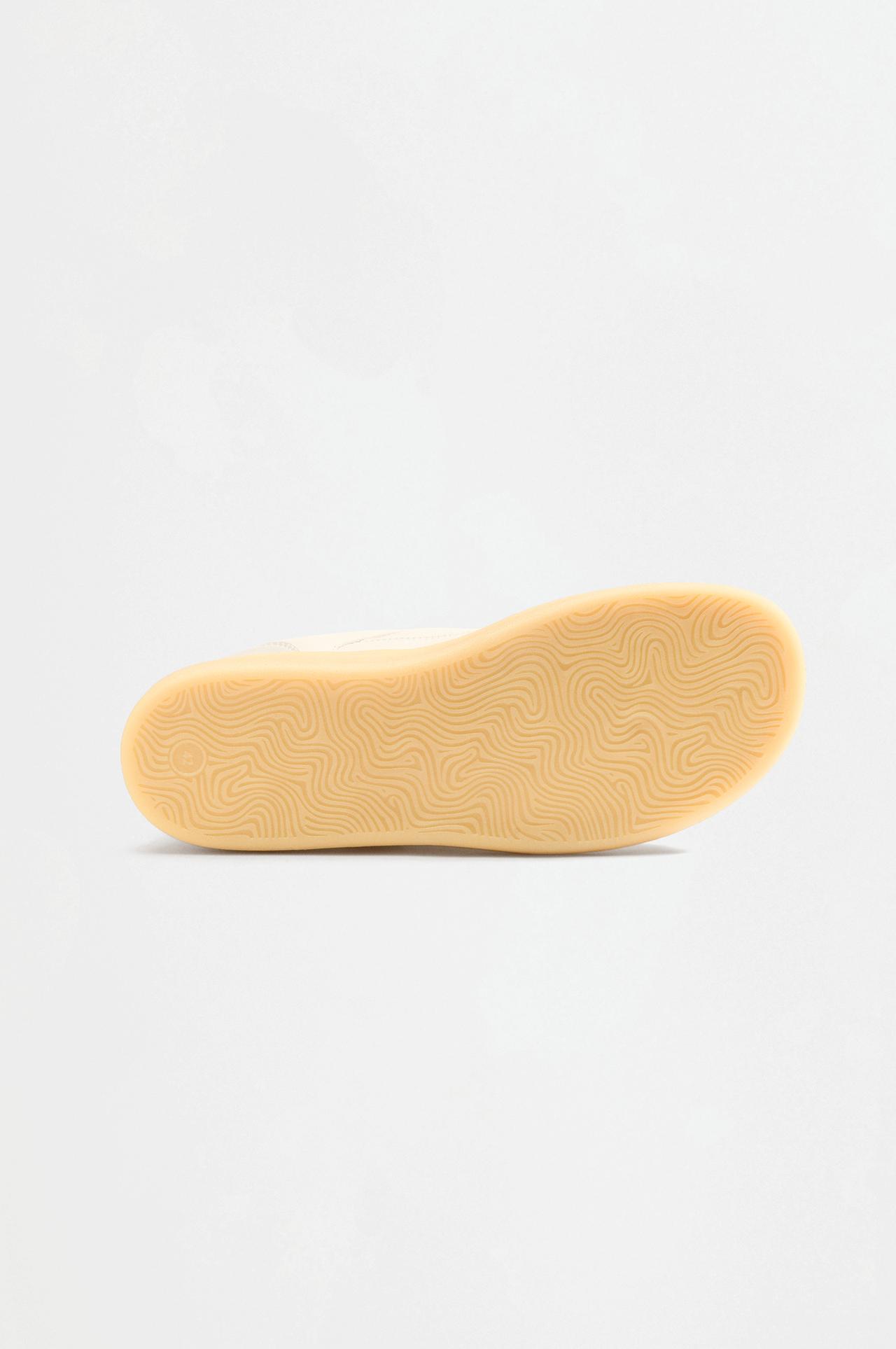 Dress slippers — WHITE