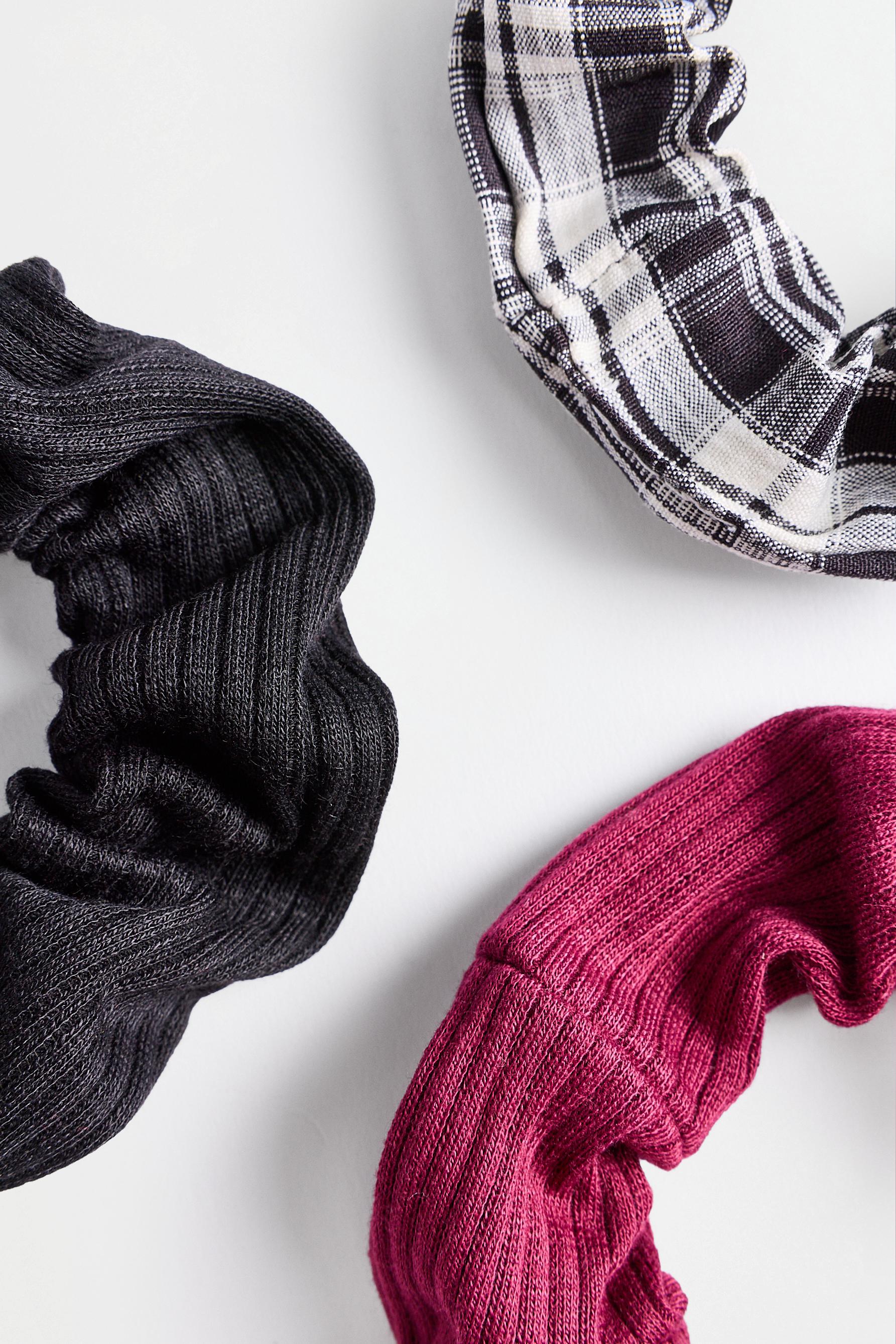 Medium assorted scrunchies (3-pack) — BLUE