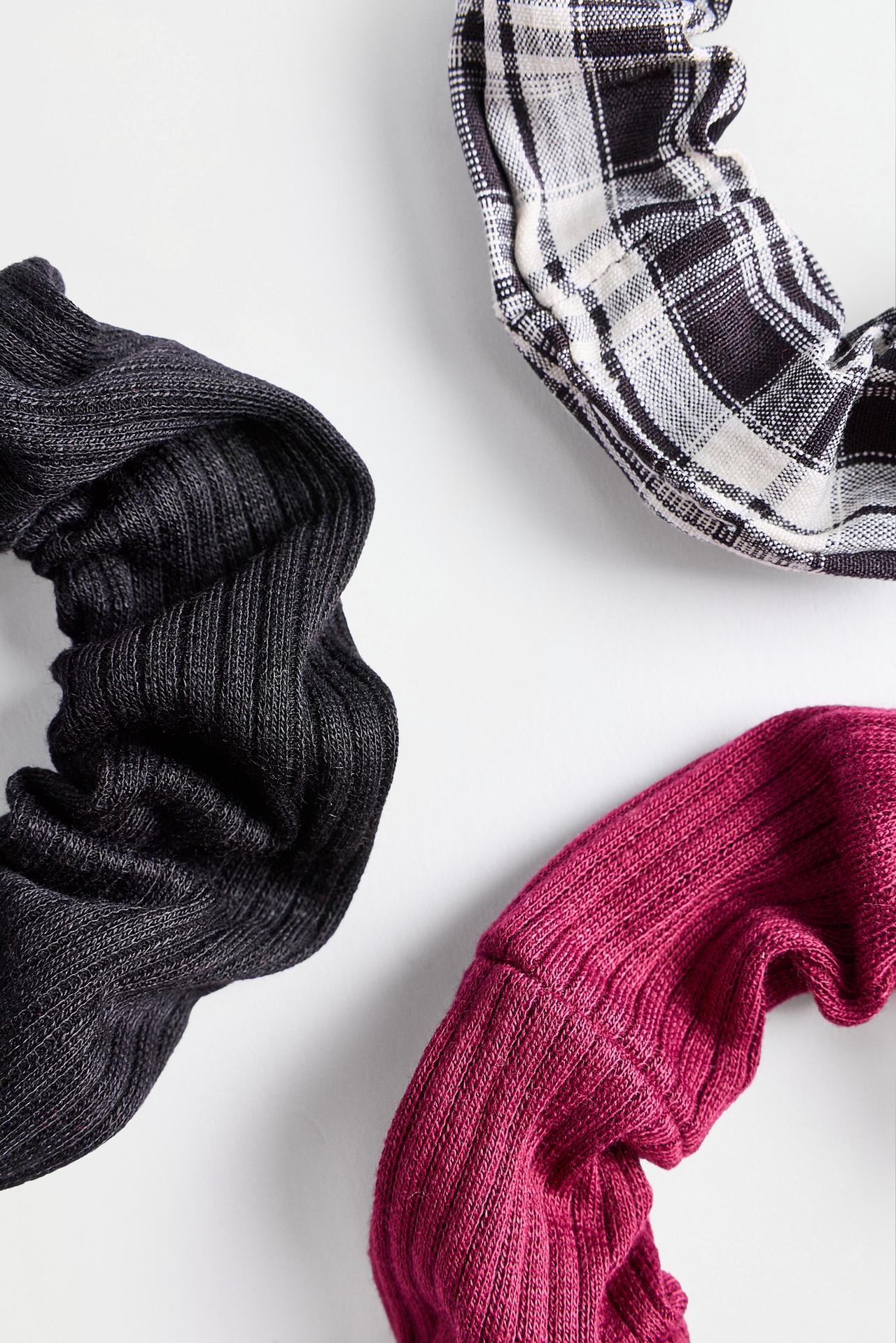 Medium assorted scrunchies (3-pack) — BLUE