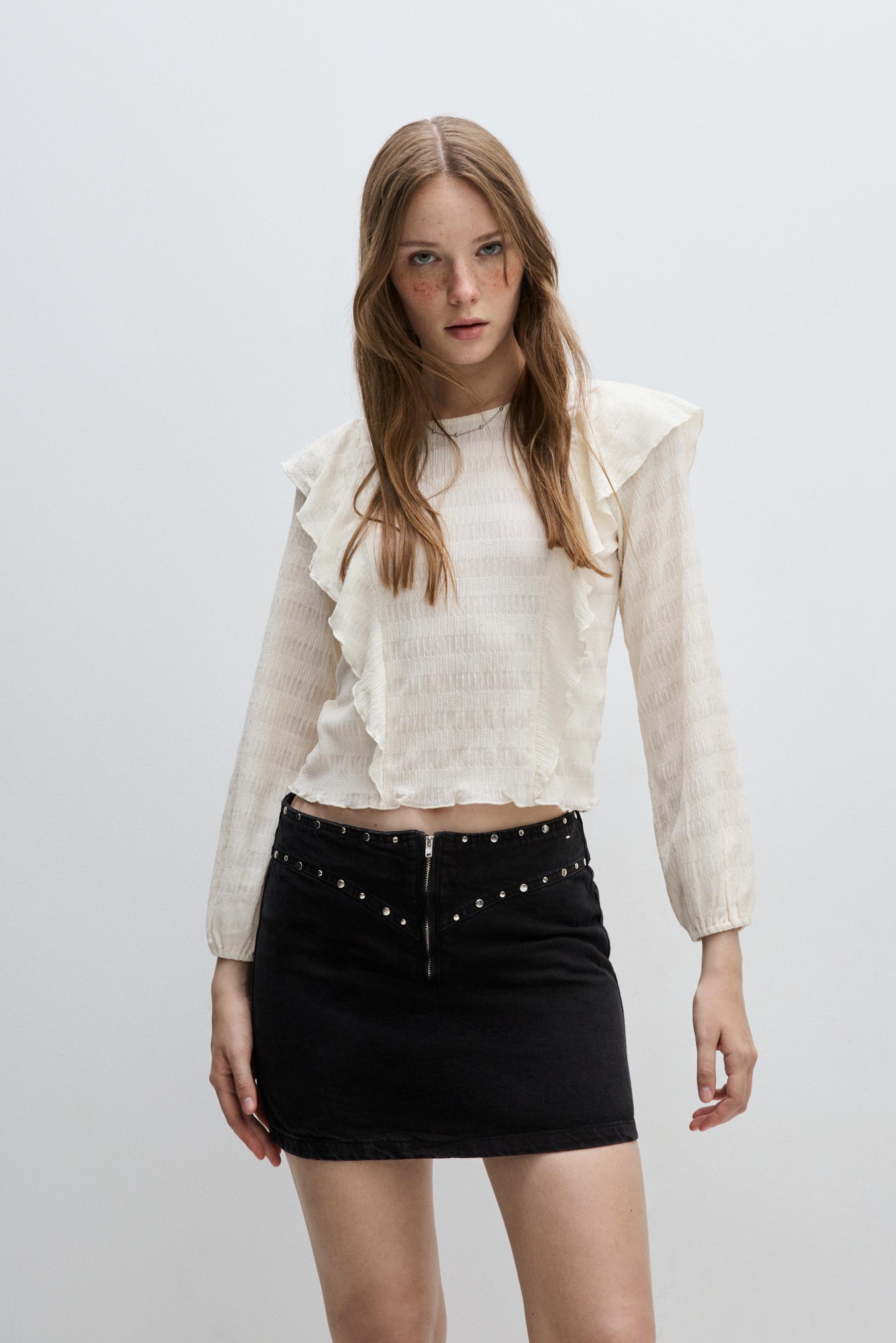 Blusa textura volantes