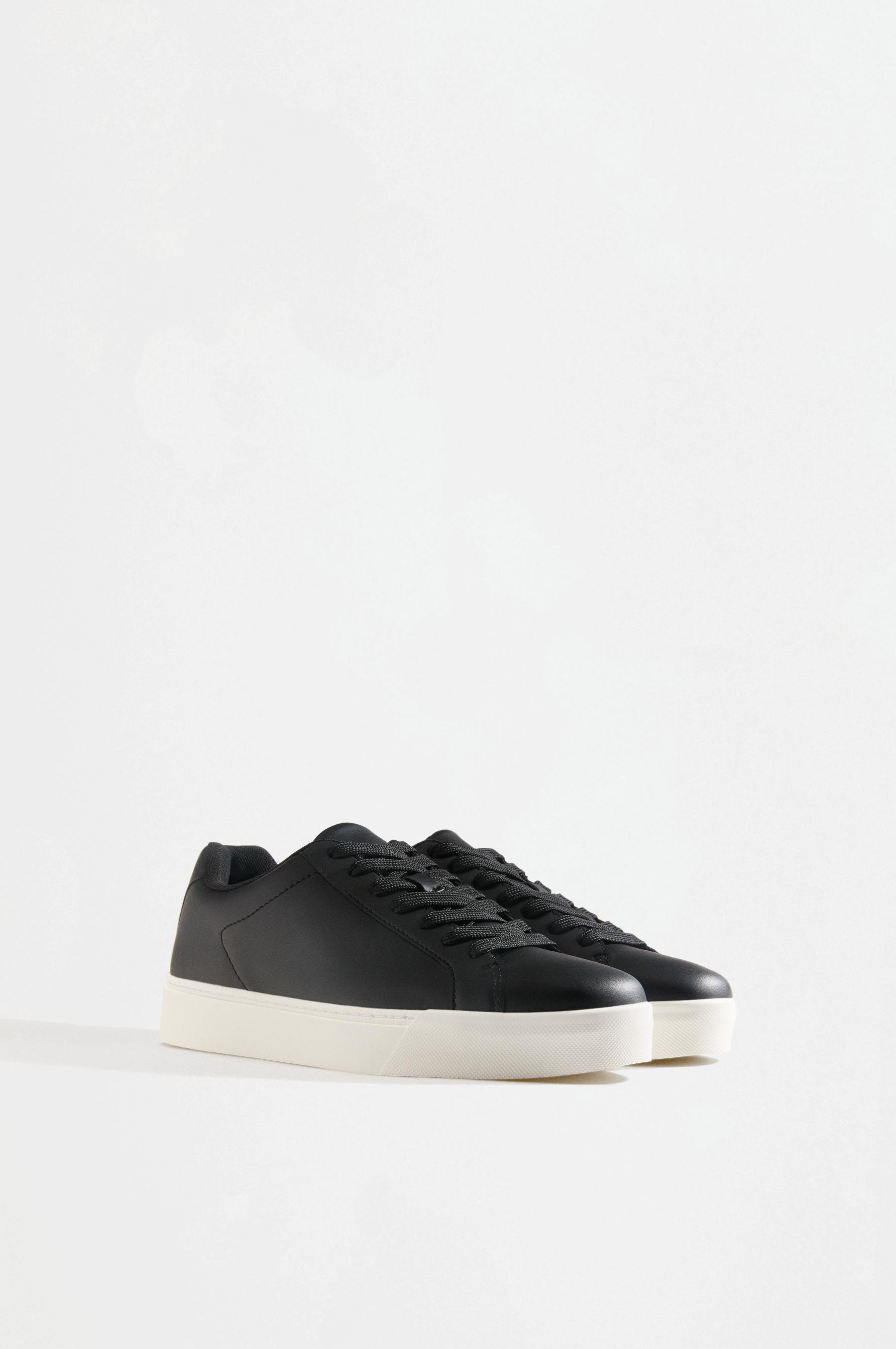 Casual sneakers — BLACK