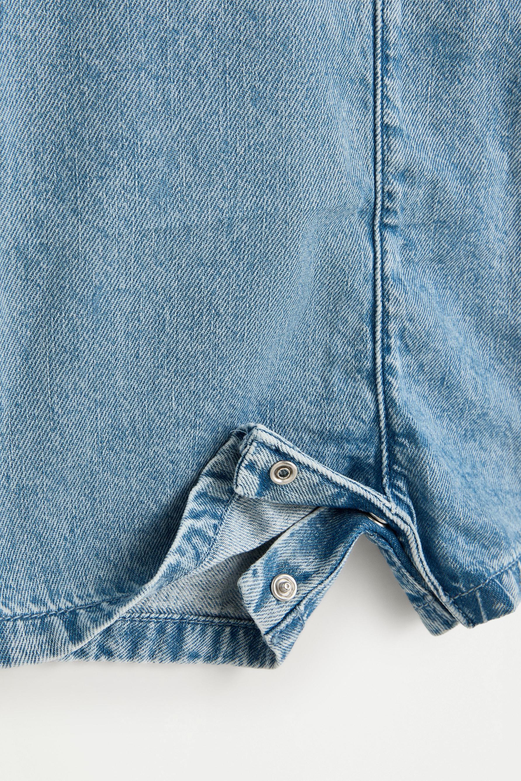 Short denim dungarees — BLUE