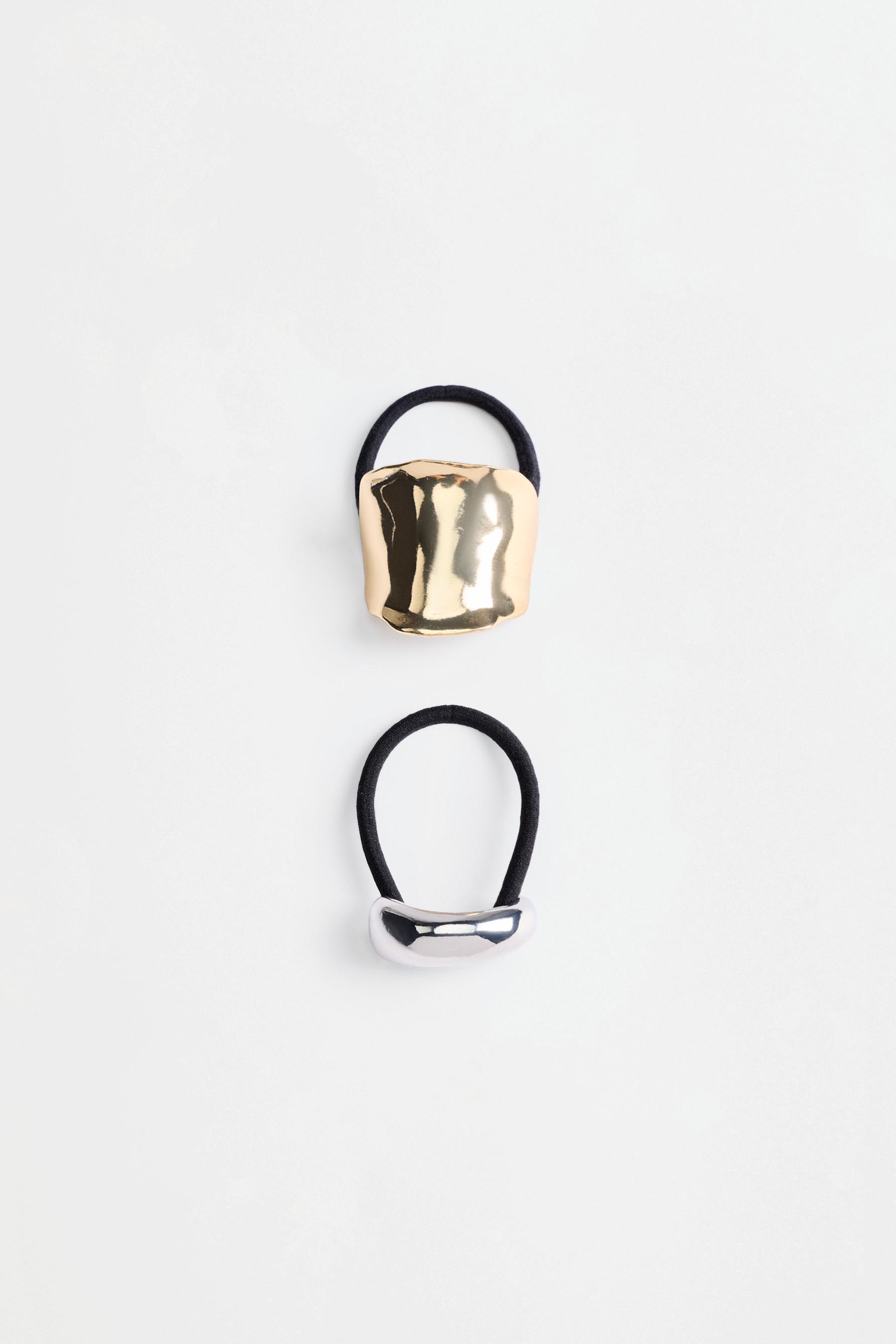 Hair ties with metallic pieces (2-pack) — GOLD - SILVER