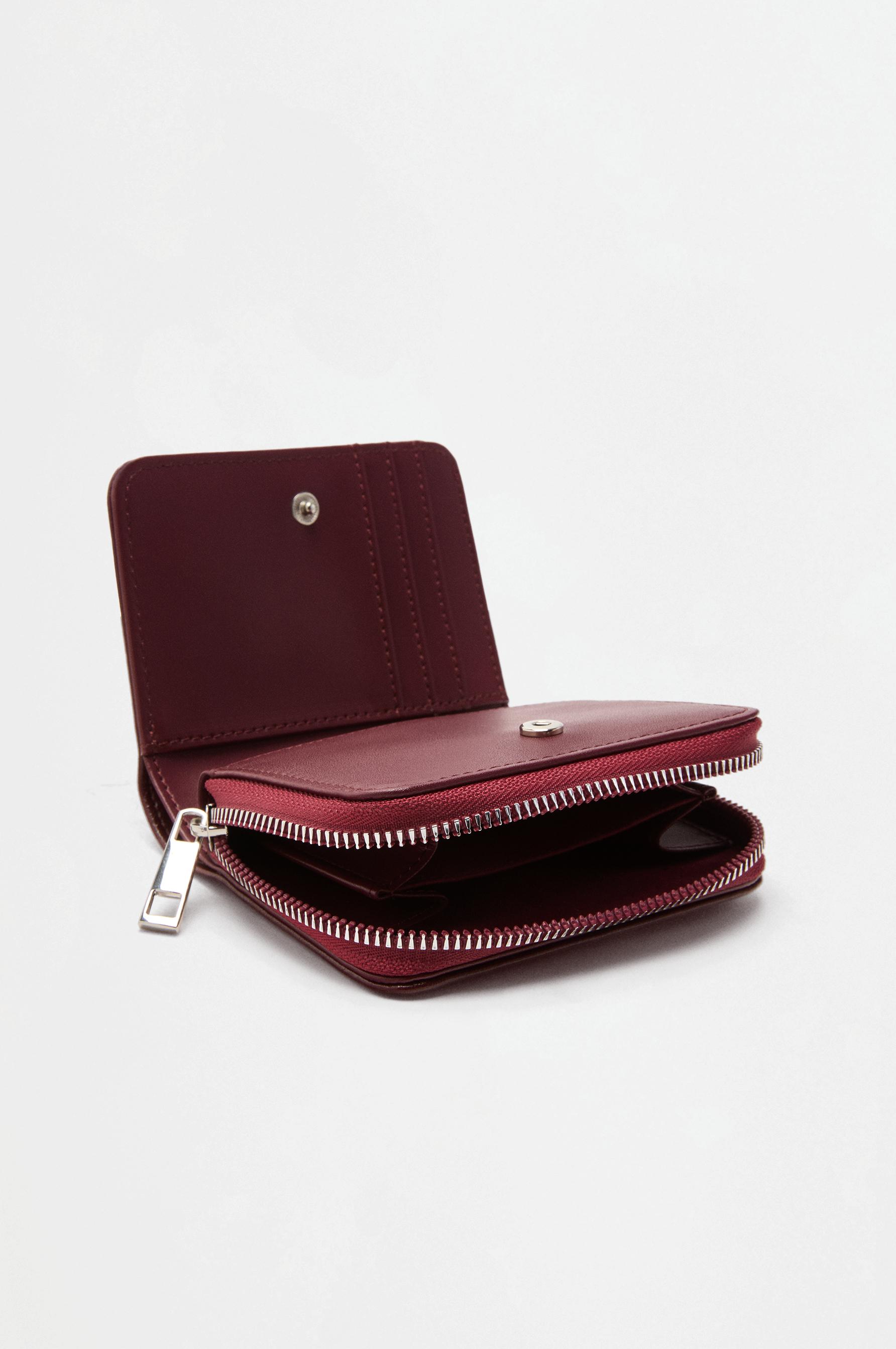 Studded wallet — BURGUNDY