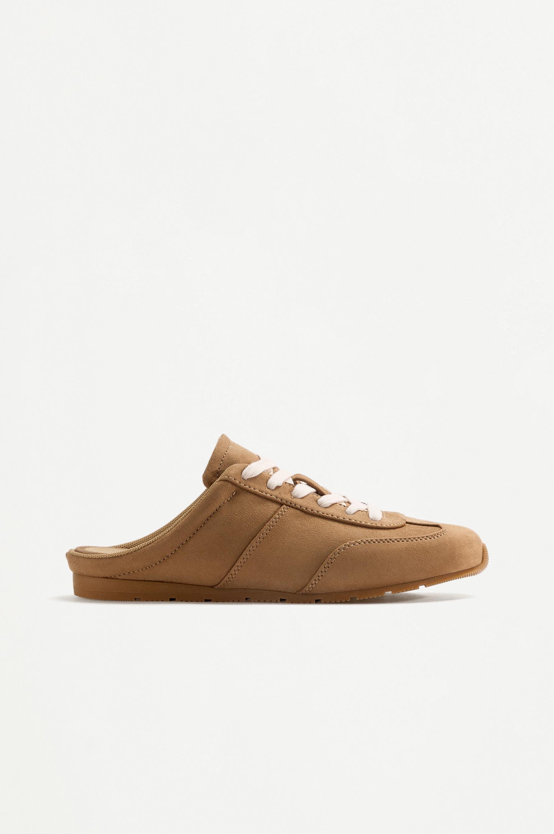 Backless athletic shoe — LEATHER