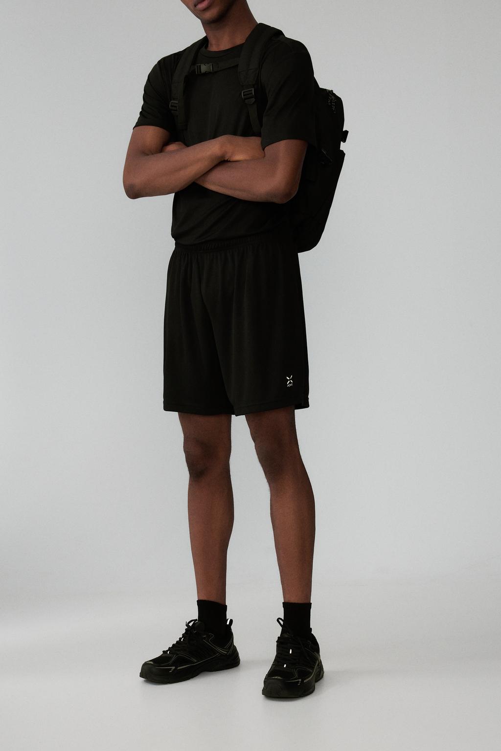 Bermuda sports shorts