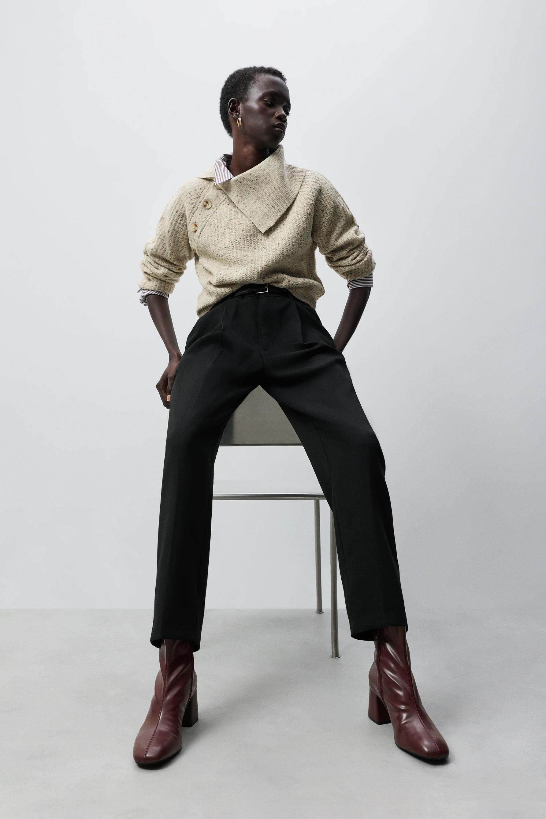 Carrot fit dress trousers — BLACK
