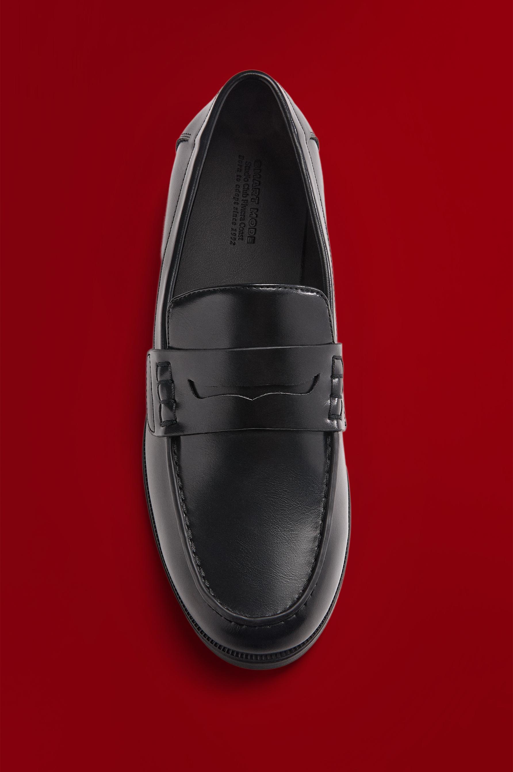Loafer shoe — BLACK