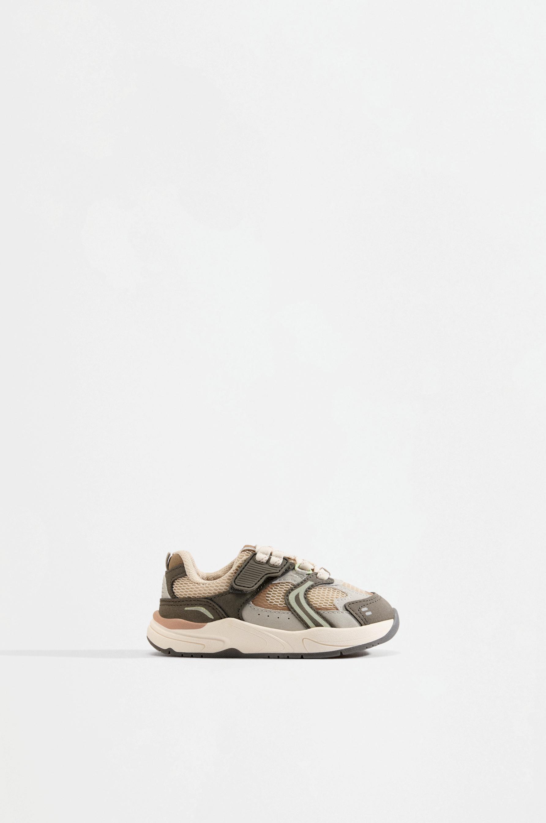 Multi-piece barefoot trainers — BROWNISH TONE