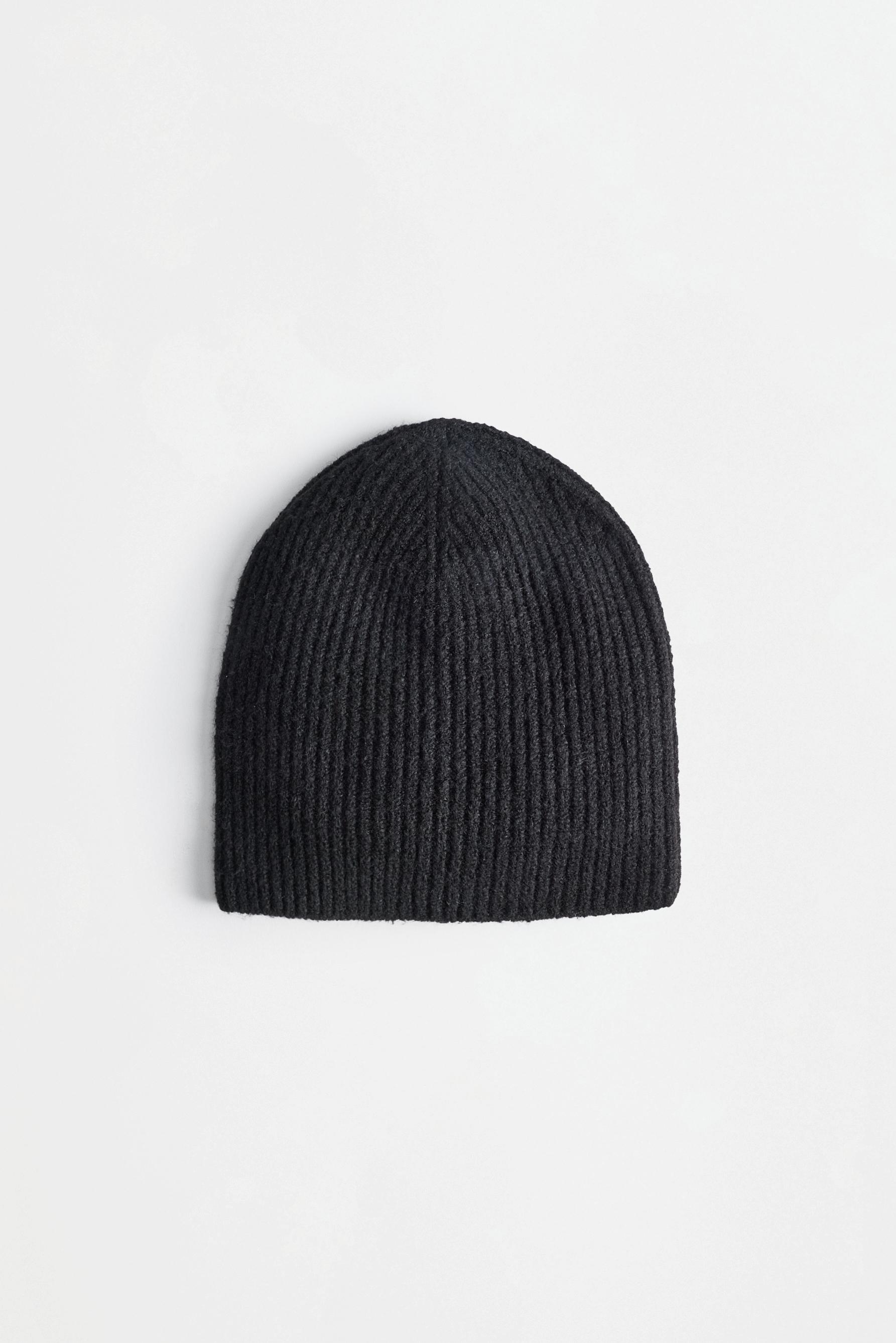 Basic knit beanie — GOLD BLACK