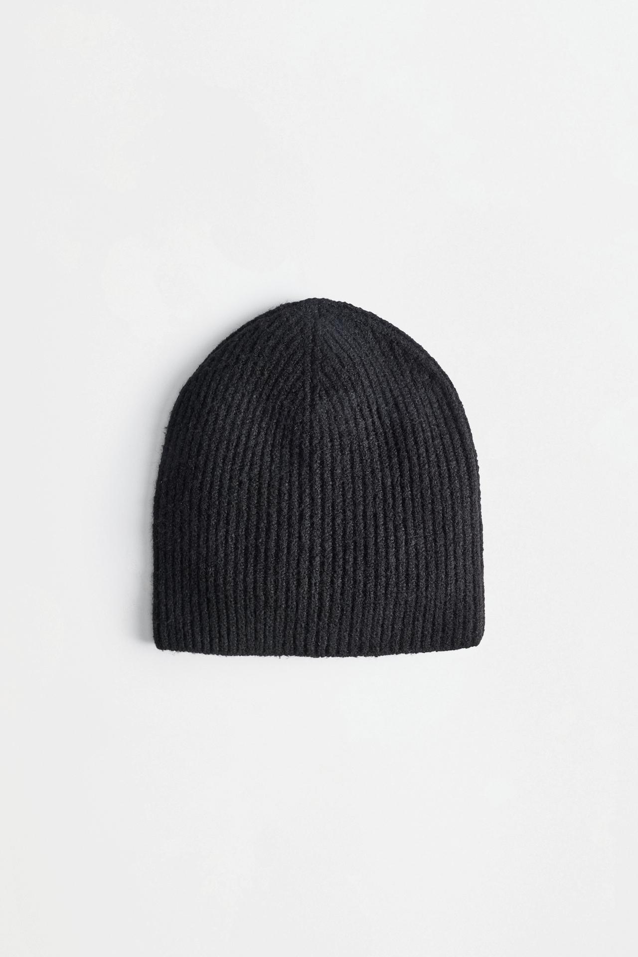 Basic knit beanie — GOLD BLACK