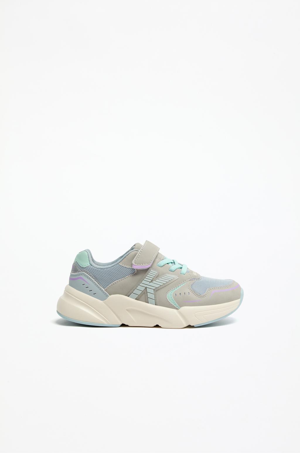 Kelme chunky sole sneakers