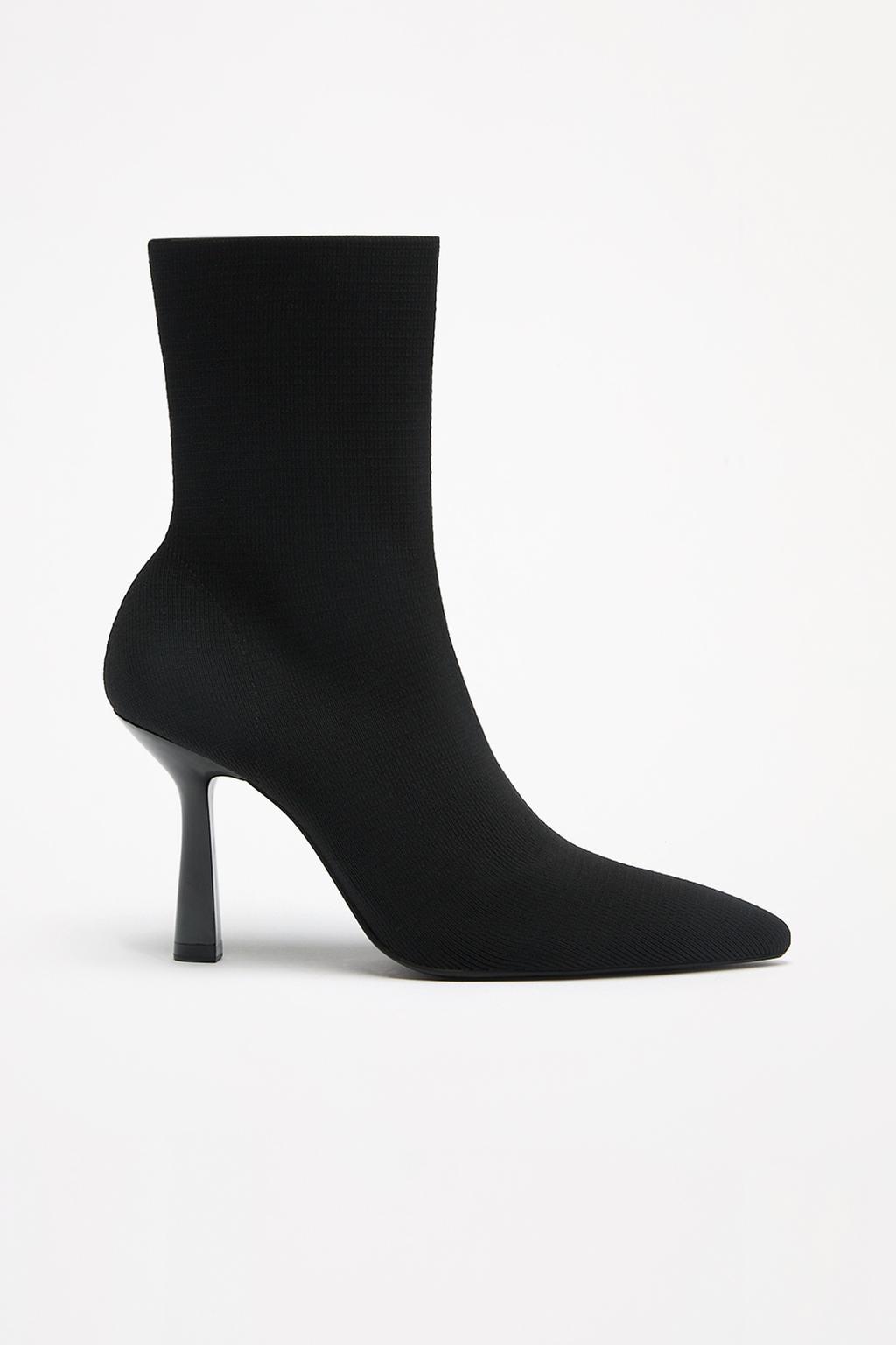 High-heel sock ankle boots