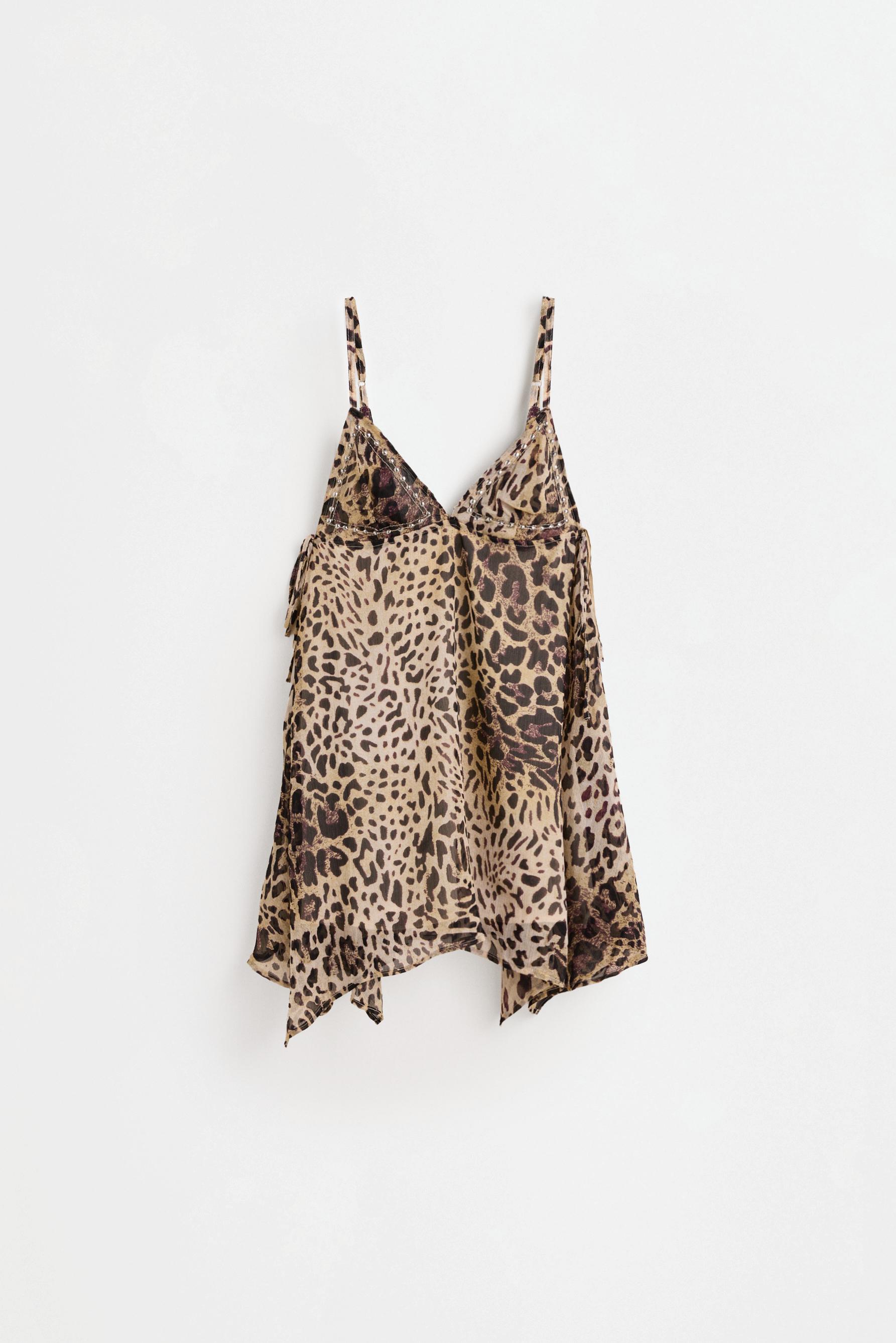 Vestido corto asimétrico leopardo