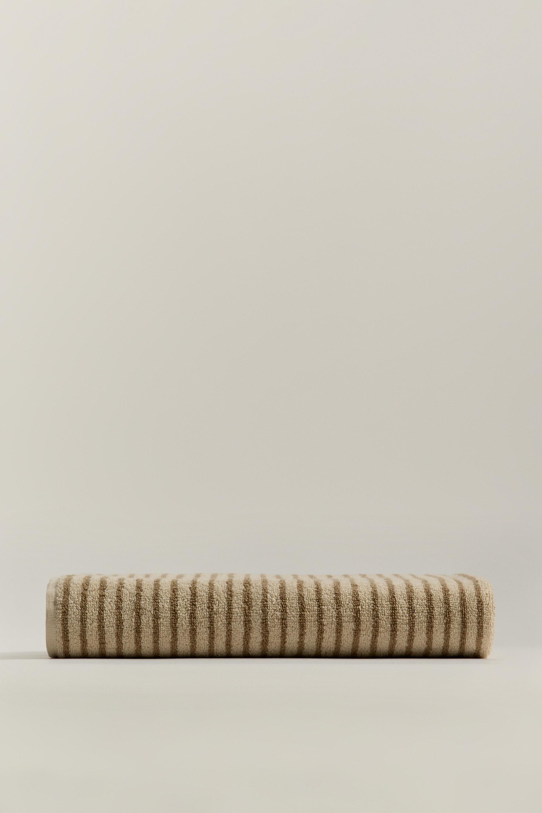 Toalla de baño rayas 500 g/m²