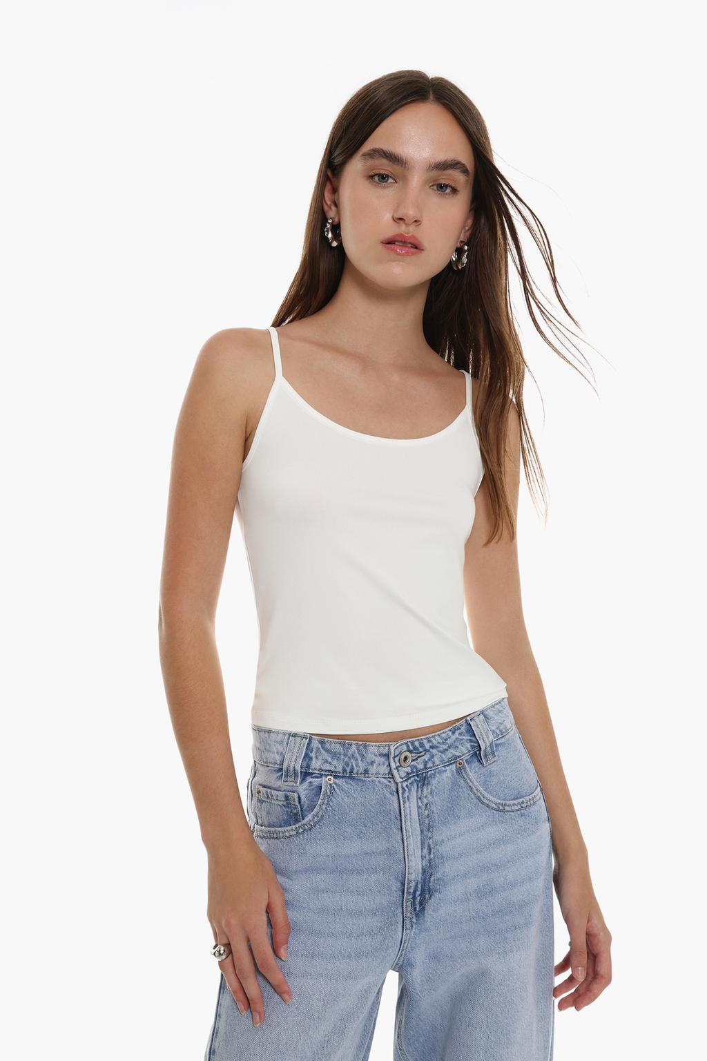 T-shirt with thin straps