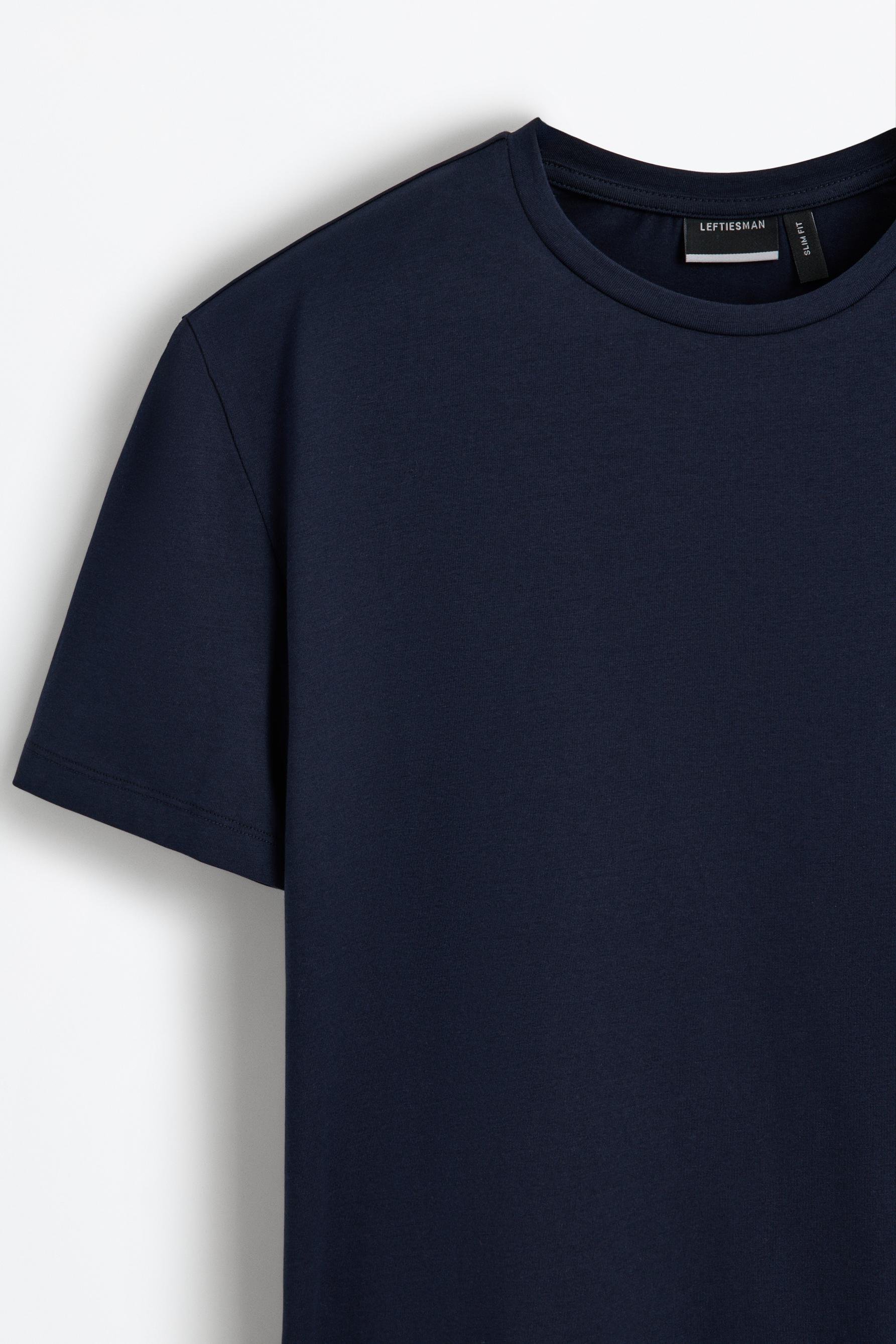 Soft slim fit T-shirt — NAVY