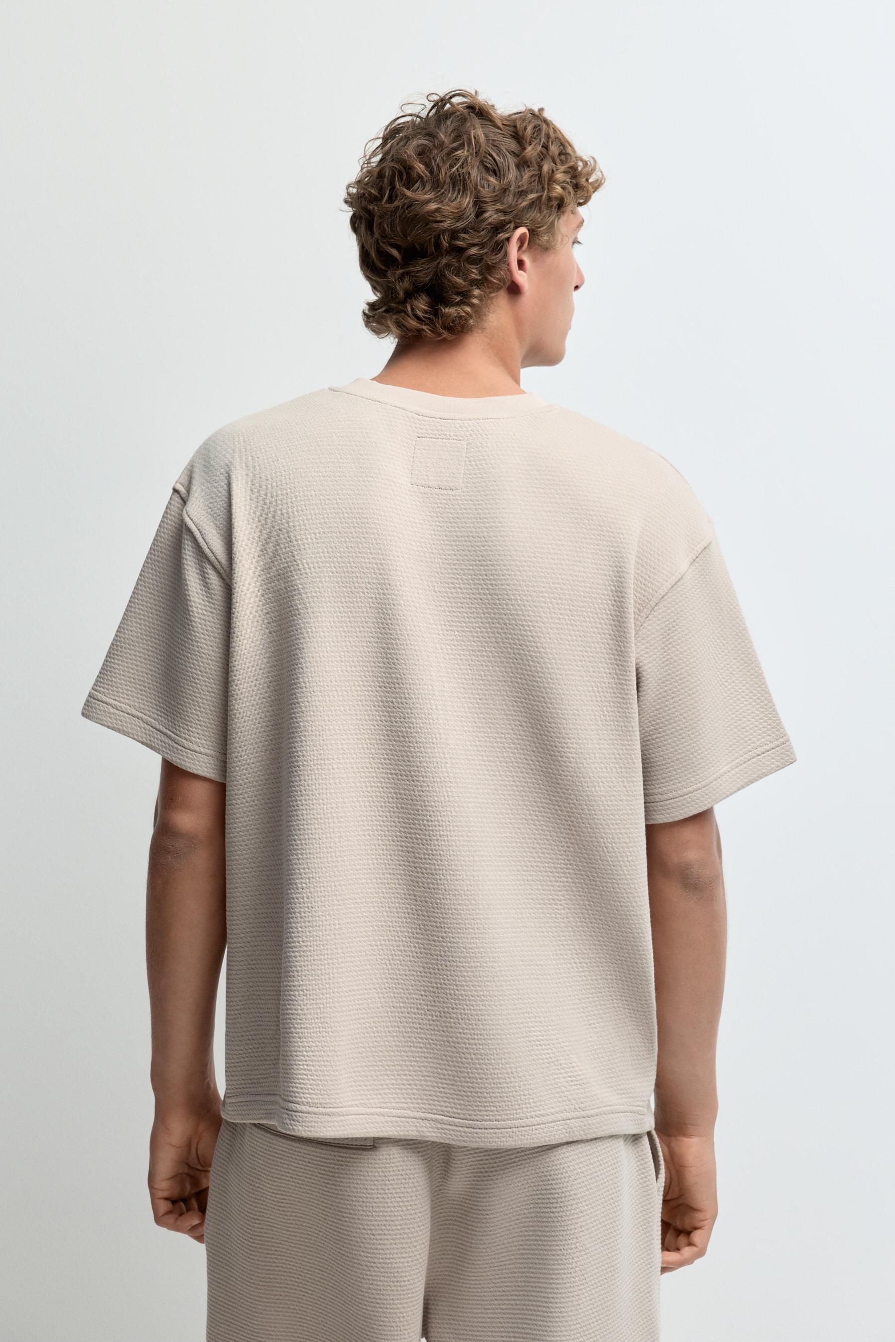 Waffle-knit textured T-shirt — PALE SAND