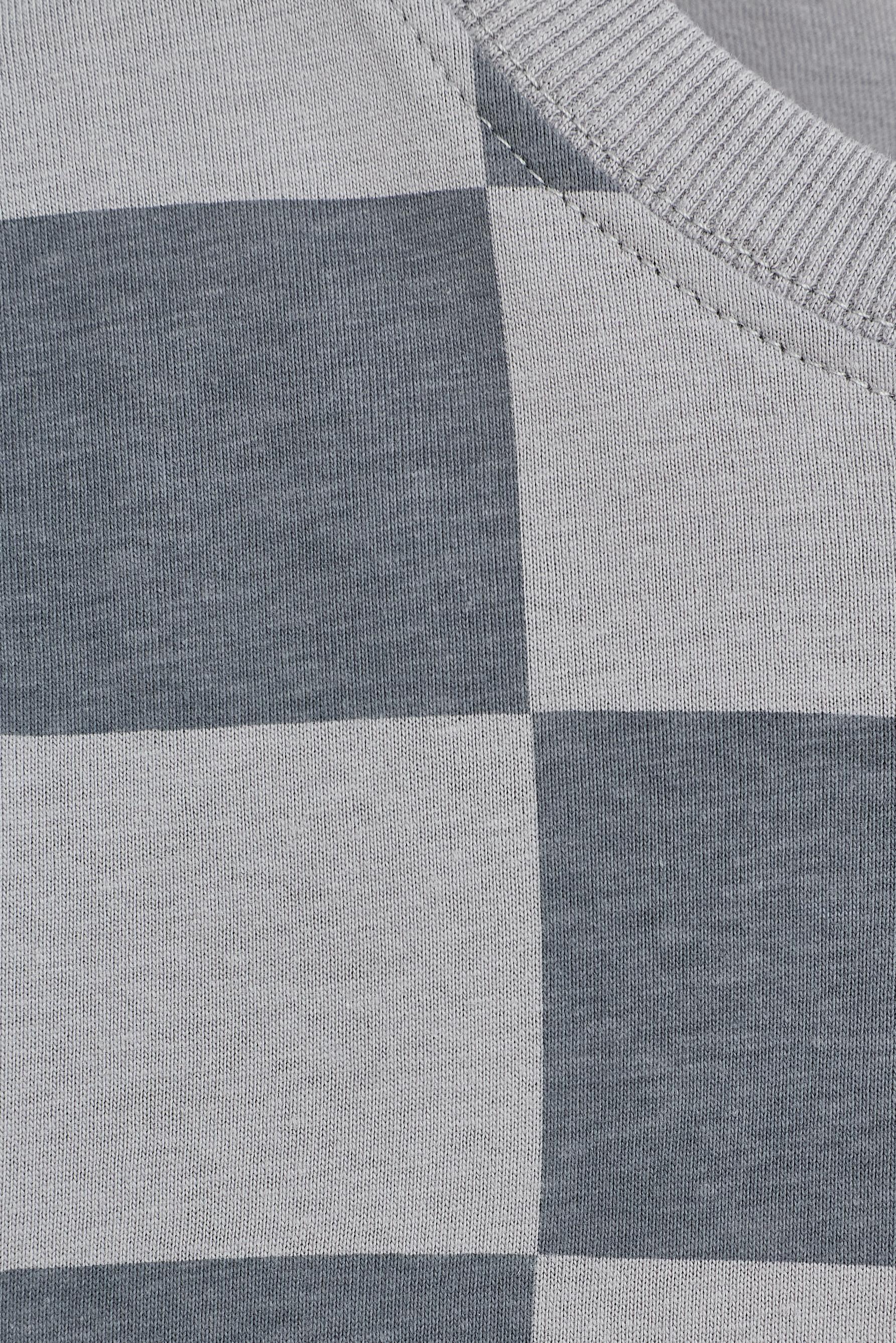 Plaid T-shirt — CHARCOAL GREY
