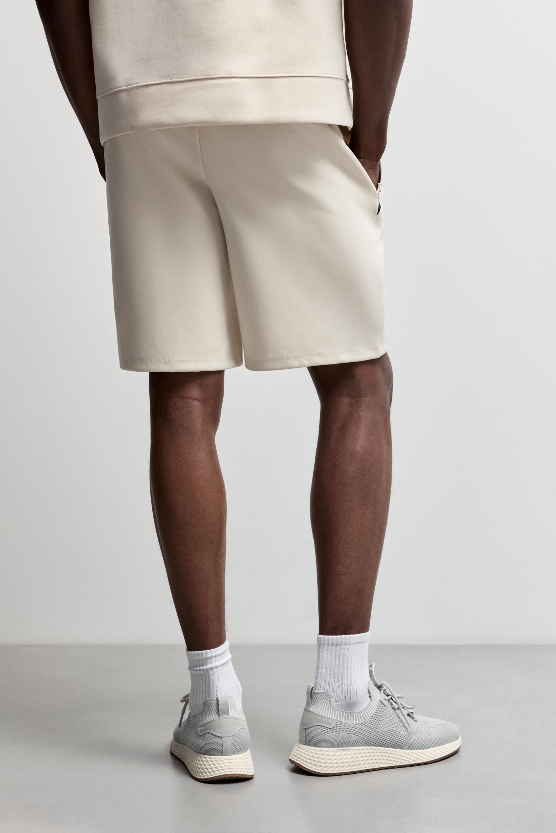 Basic interlock Bermuda shorts — PALE SAND