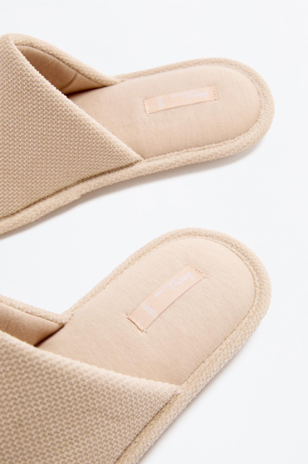 House slippers — BEIGE