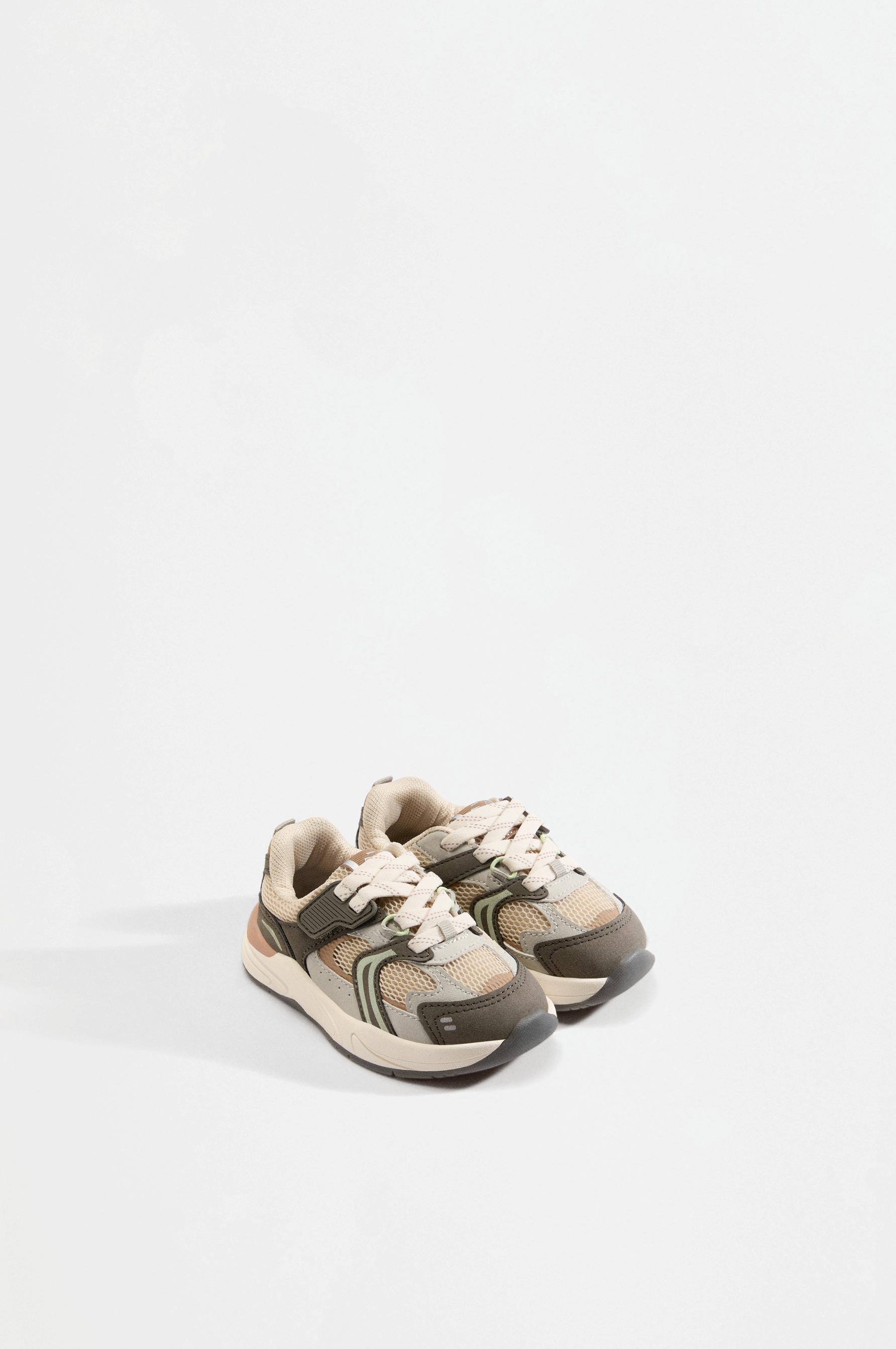 Multi-piece barefoot trainers — BROWNISH TONE