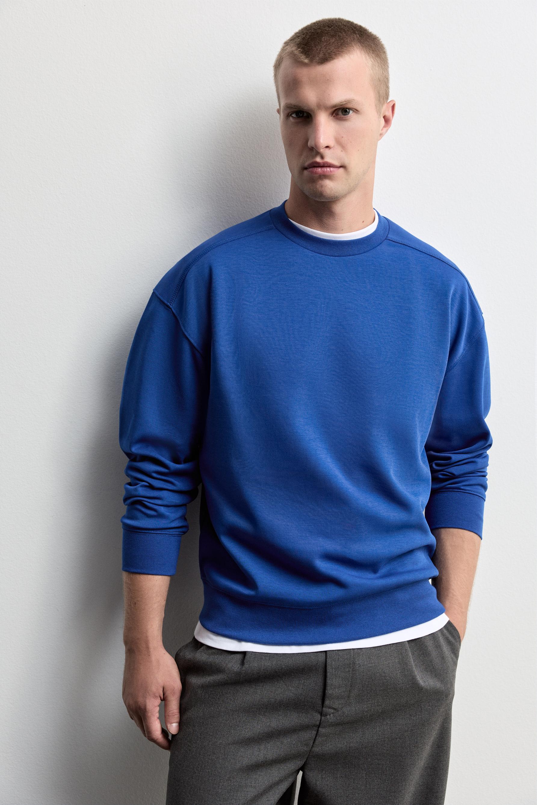 Round neck interlock sweatshirt — COBALT GREY