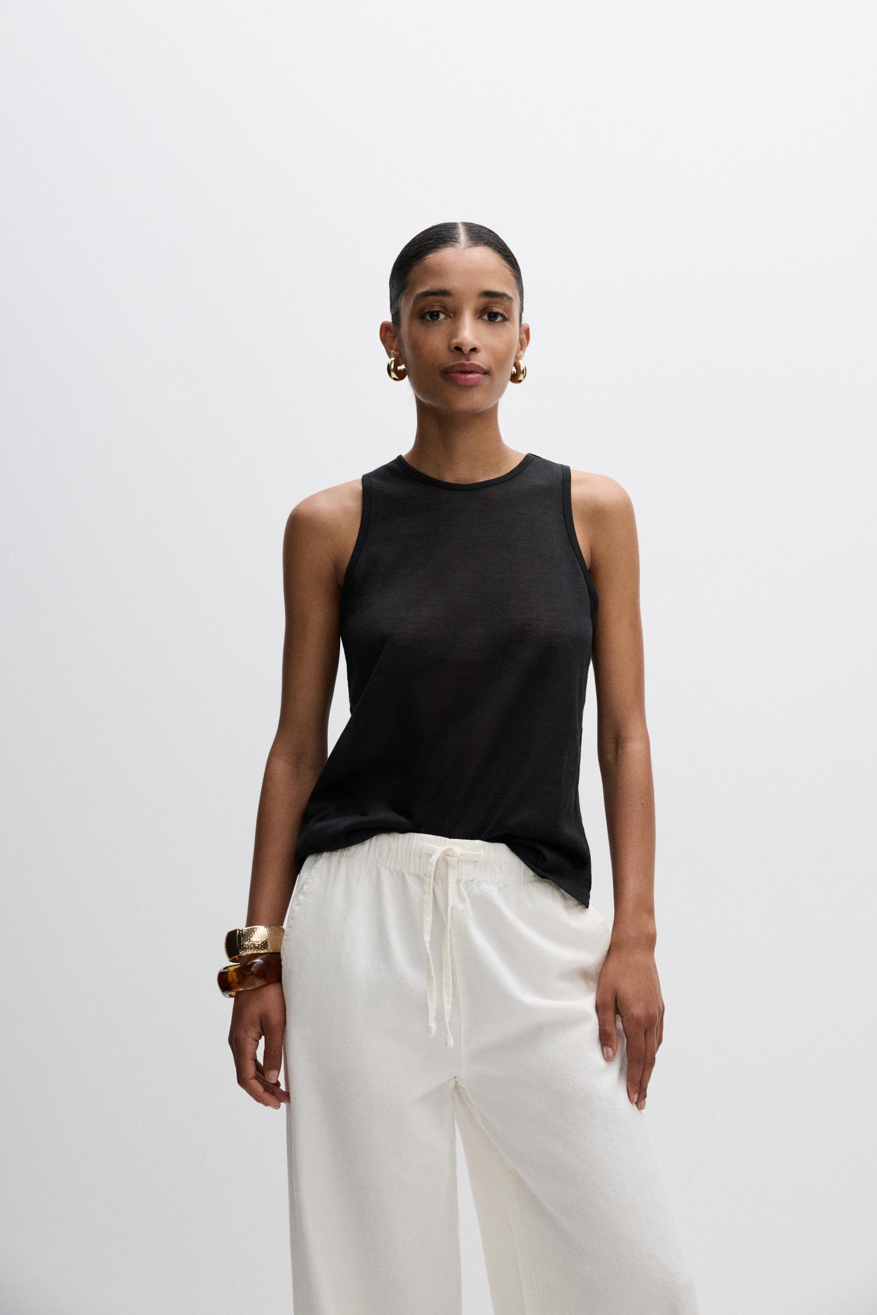 T-shirt rústica de manga cava