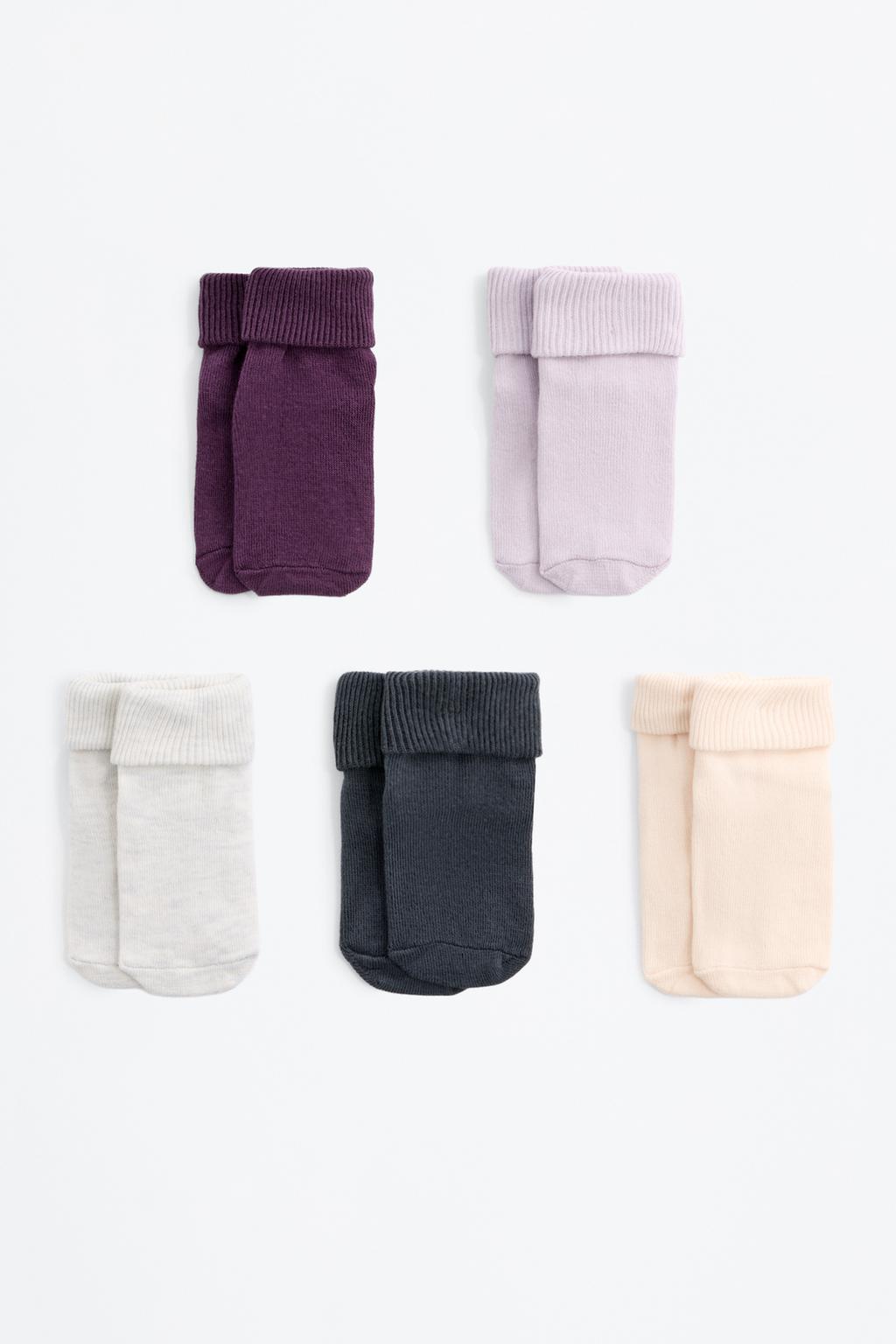 5-pack of non-slip socks