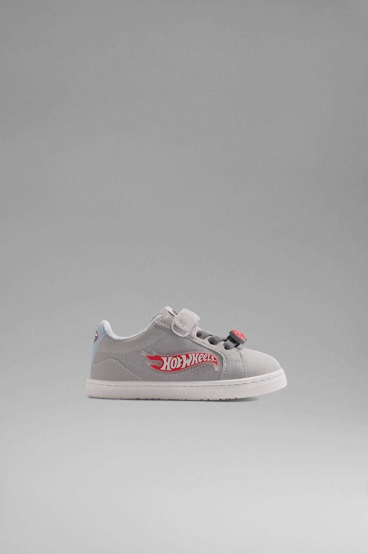 HOT WHEELS ®Mattel Barefoot Slippers — GREY