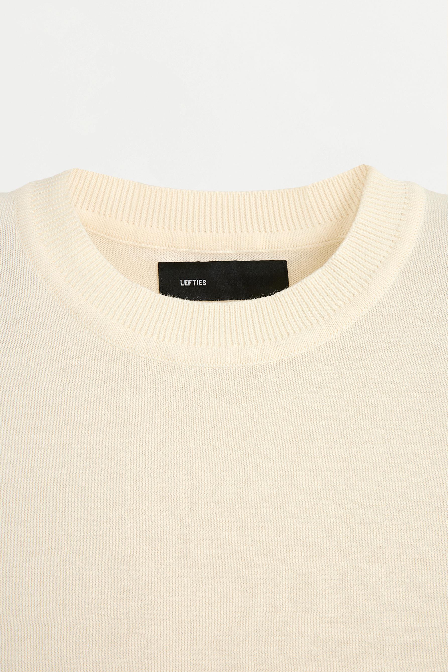Basic knit T-shirt — OFF WHITE