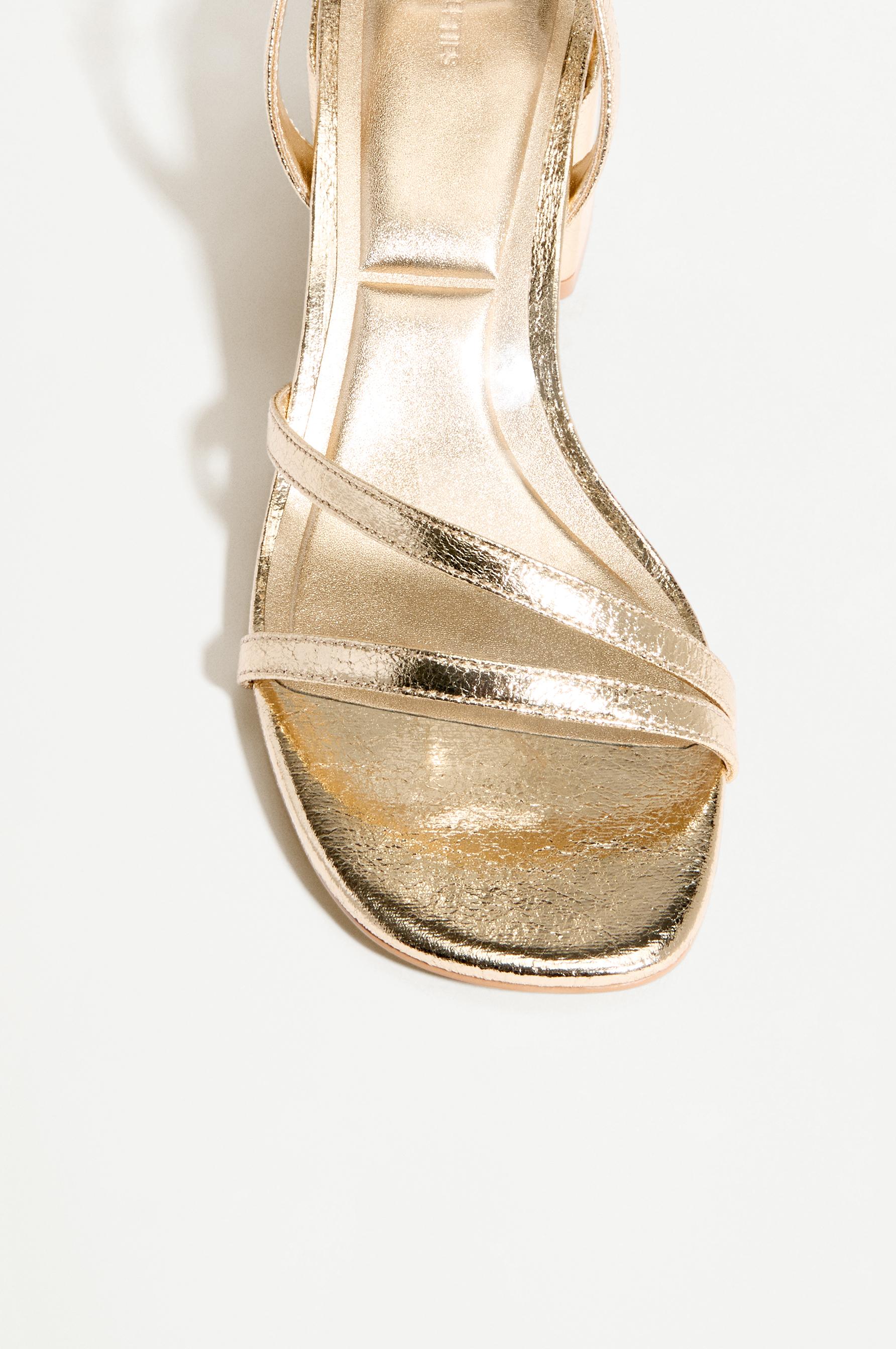 Heeled sandal — GOLD