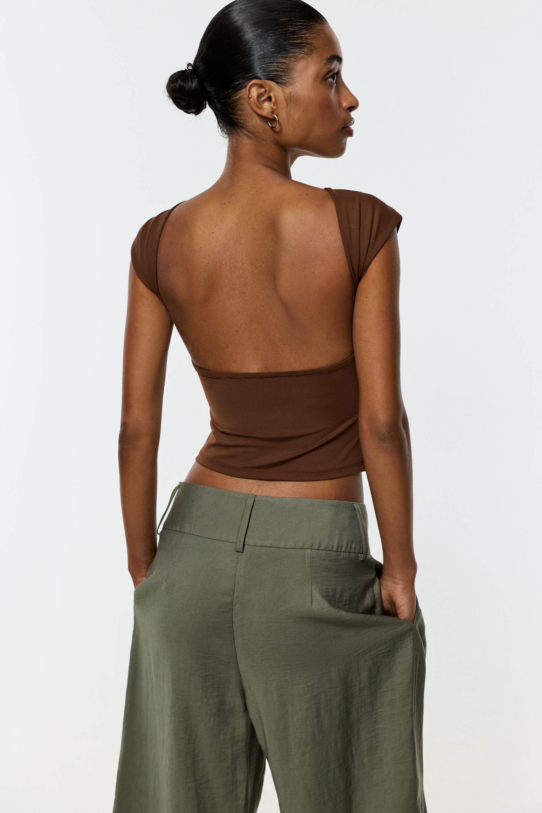 Polyamide T-shirt with open back — BROWN